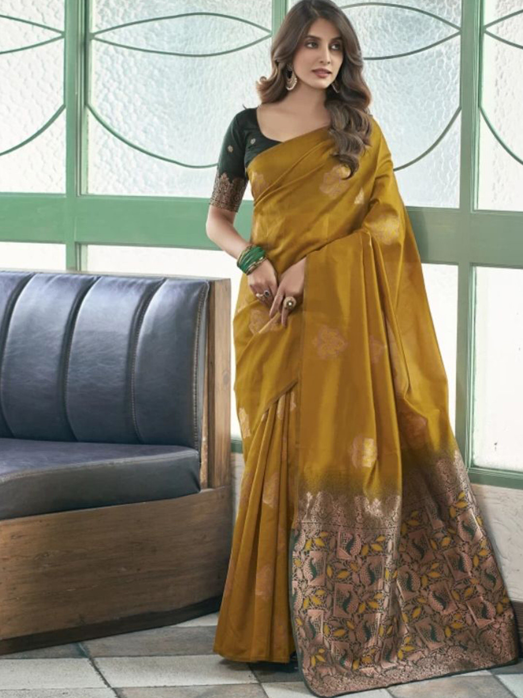 

Sitanjali Women Ethnic Motifs Woven Design Zari Kanjeevaram Saree, Yellow