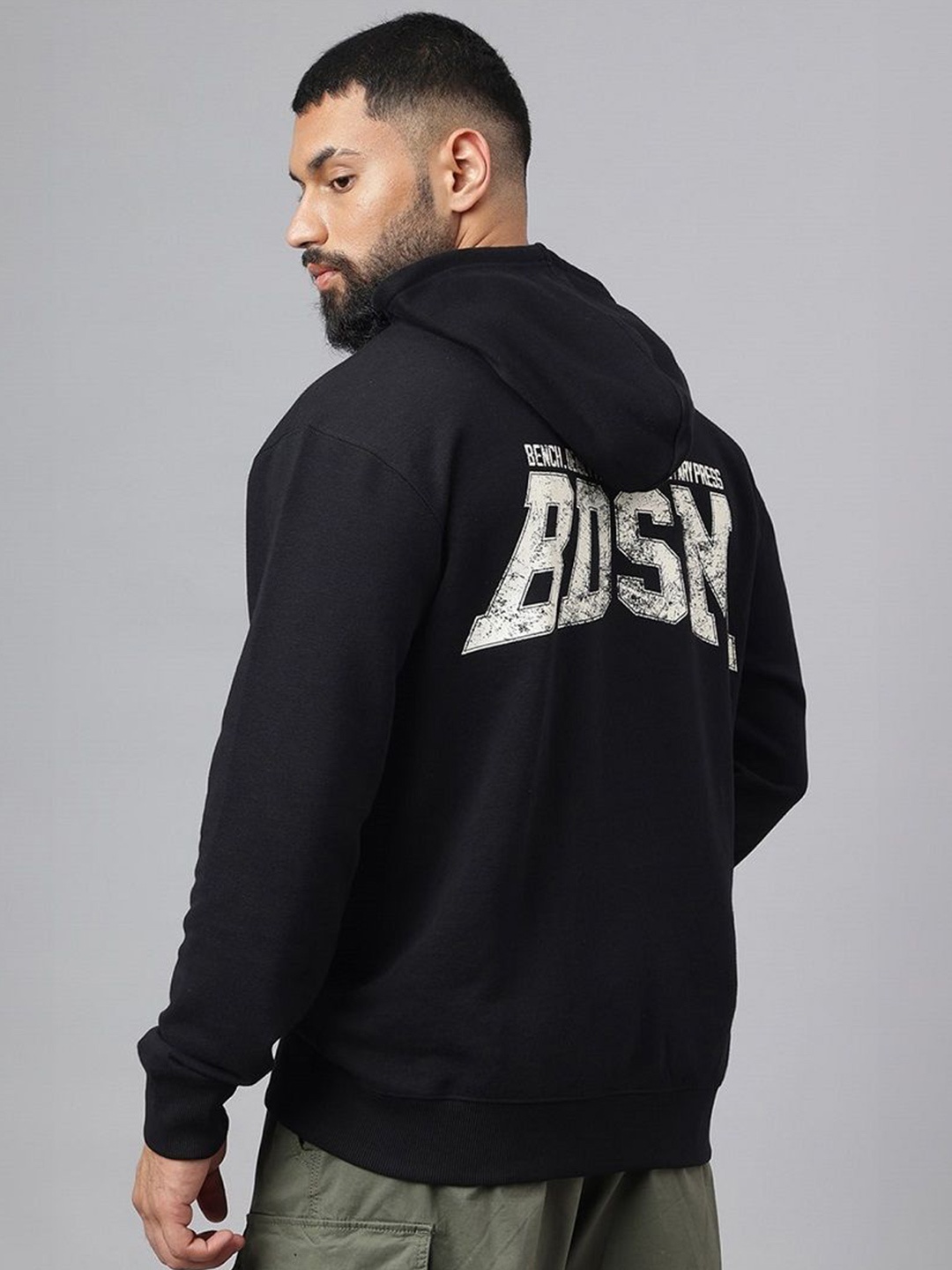 

MuscleBlaze Unisex Carnage Printed Cotton Detachable Hooded Sweatshirt, Black