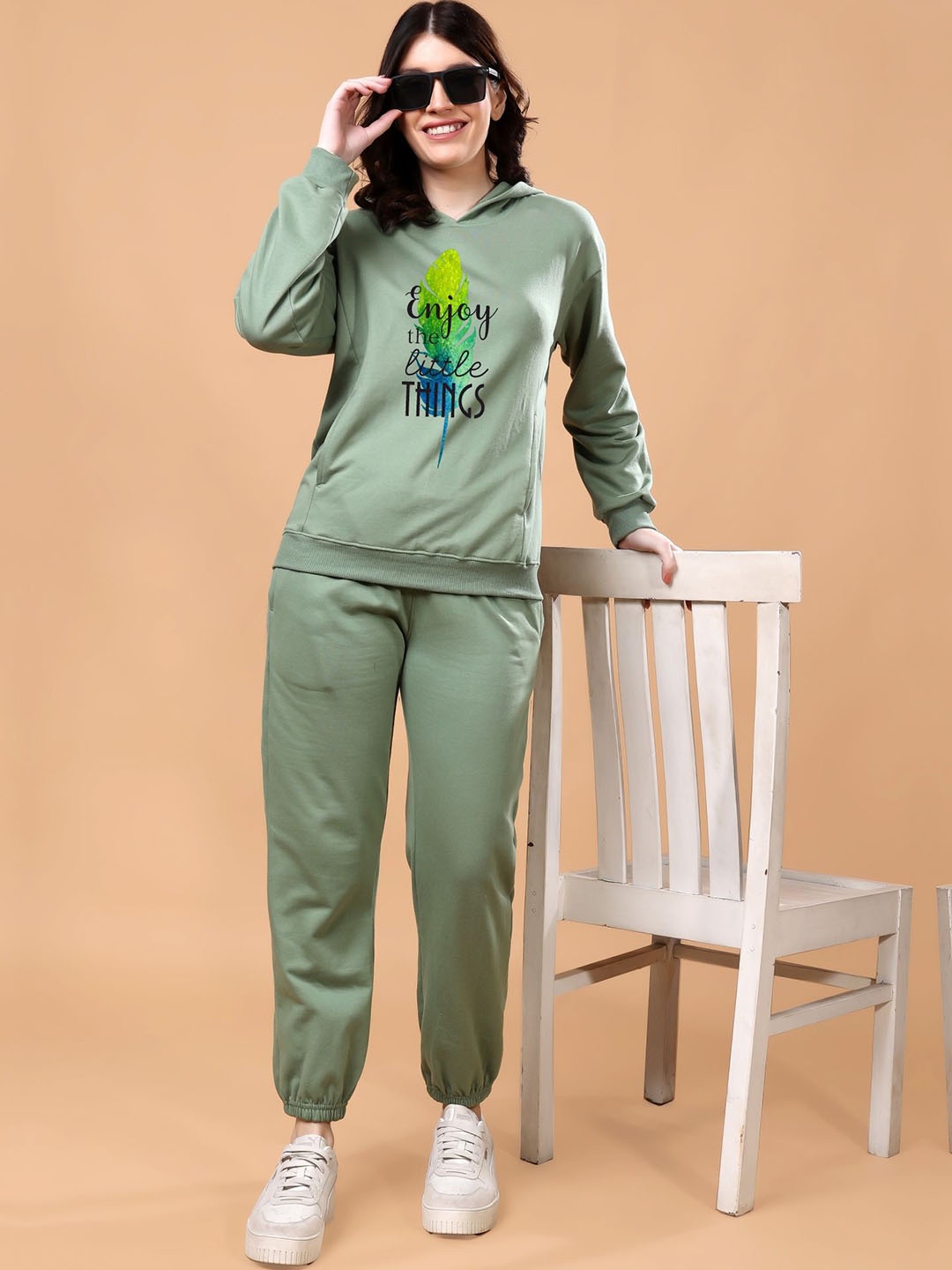

London Hills Women Printed Hooded Tracksuit, Green