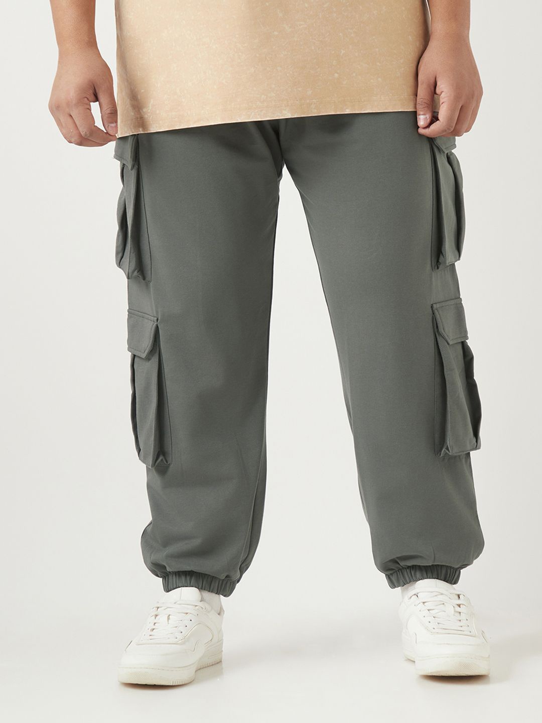 

Bewakoof AIR 1.0 Men Grey Super Loose Fit Plus Size Cargo Joggers