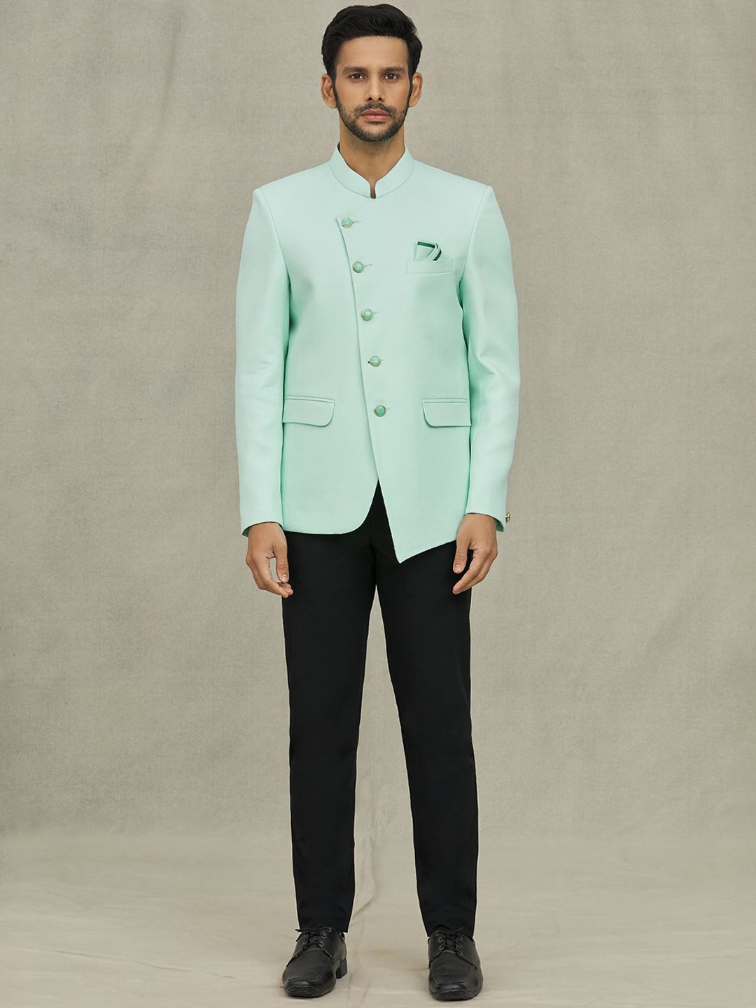 

Aryavir Malhotra Men Mandarin Collar Double Vent Bandhgala Blazer, Green
