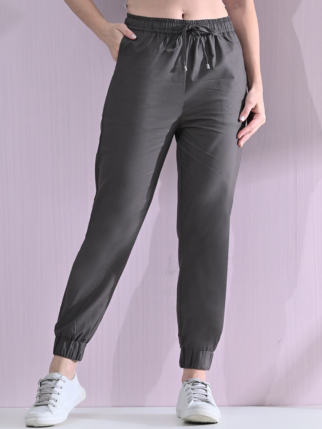 

OWL MINK Women Comfort Regular Fit High-Rise Cotton Jogger, Black