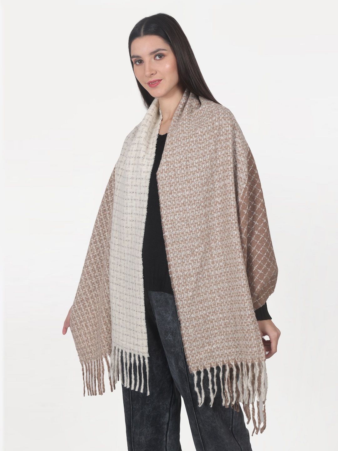 

Cazzano Women Woven Design Stole, Beige