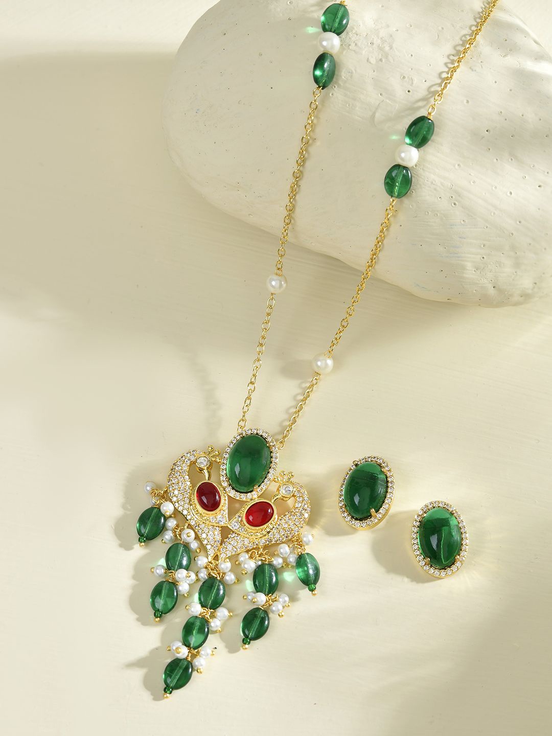 

Voylla Gold Plated Kundan Studded Panchhi Mayurika Jewellery Set