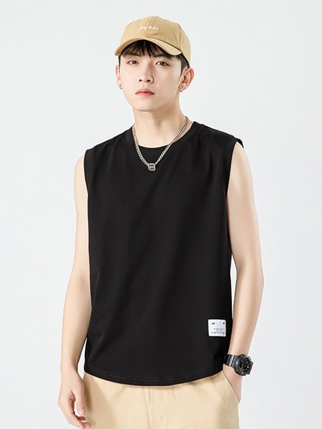 

StyleCast x Revolte Men Solid Round Neck Cotton T-shirt, Black