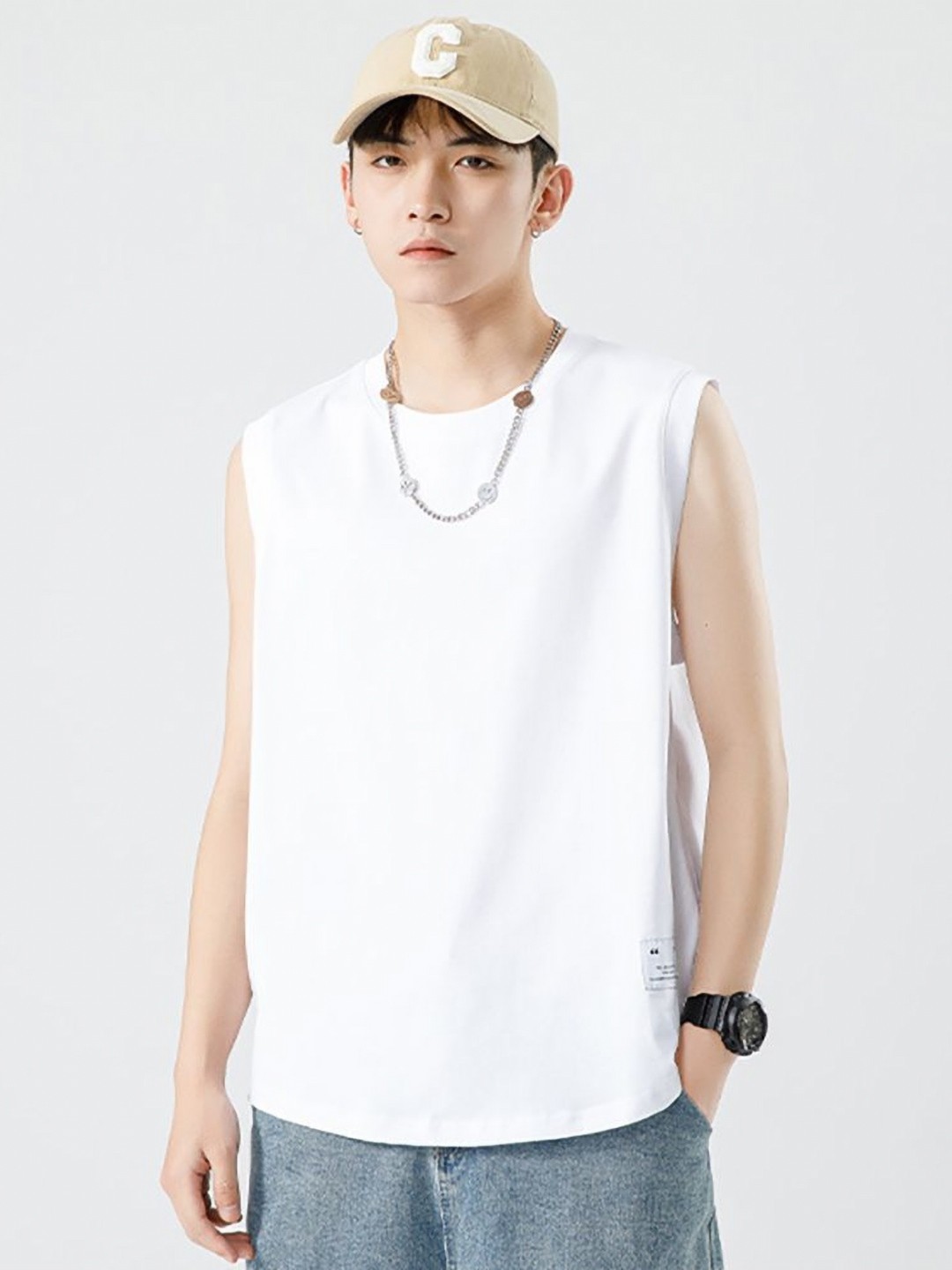 

StyleCast x Revolte Men Solid Round Neck Cotton T-shirt, White