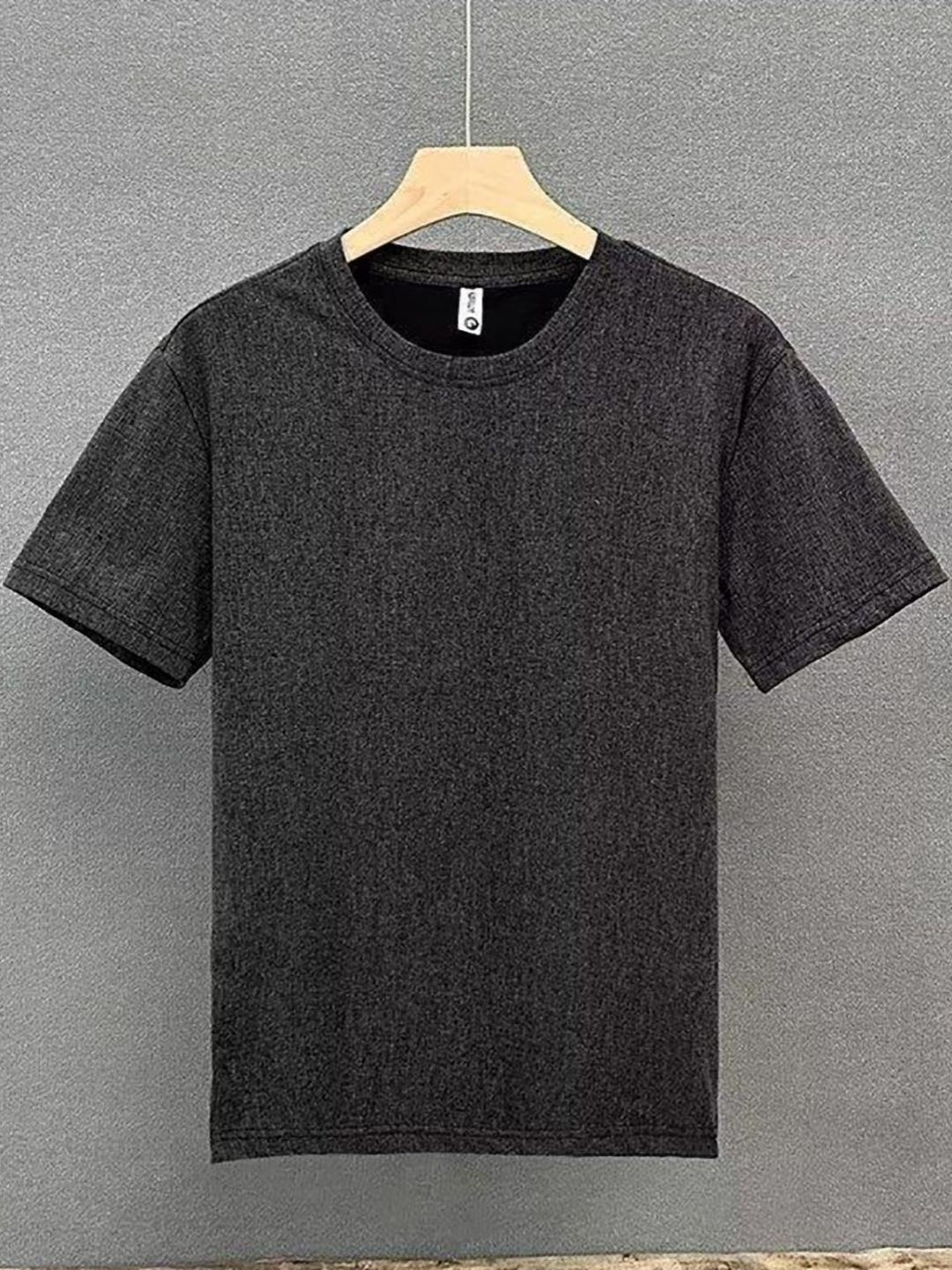 

StyleCast x Revolte Men Solid Round Neck T-shirt, Charcoal