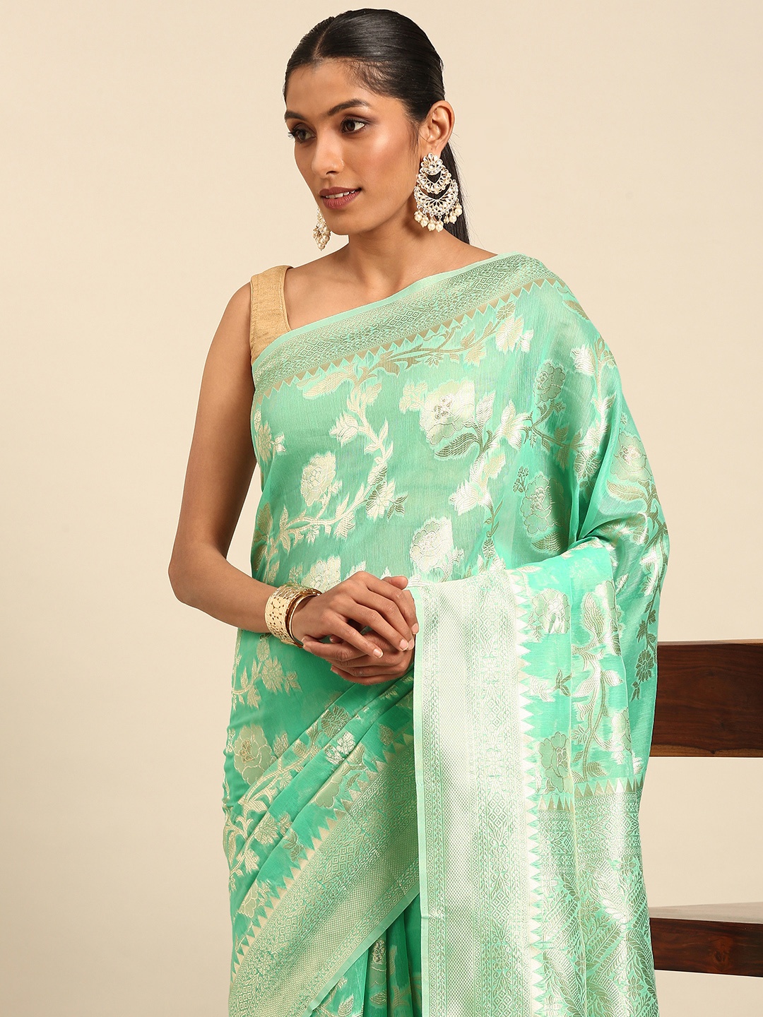 

MOHEY Floral Woven Design Zari Saree, Sea green