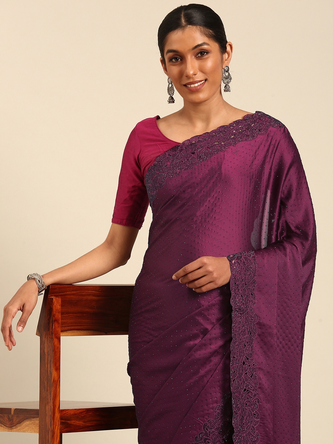 

MOHEY Embellished Beads and Stones Party Saree, Maroon