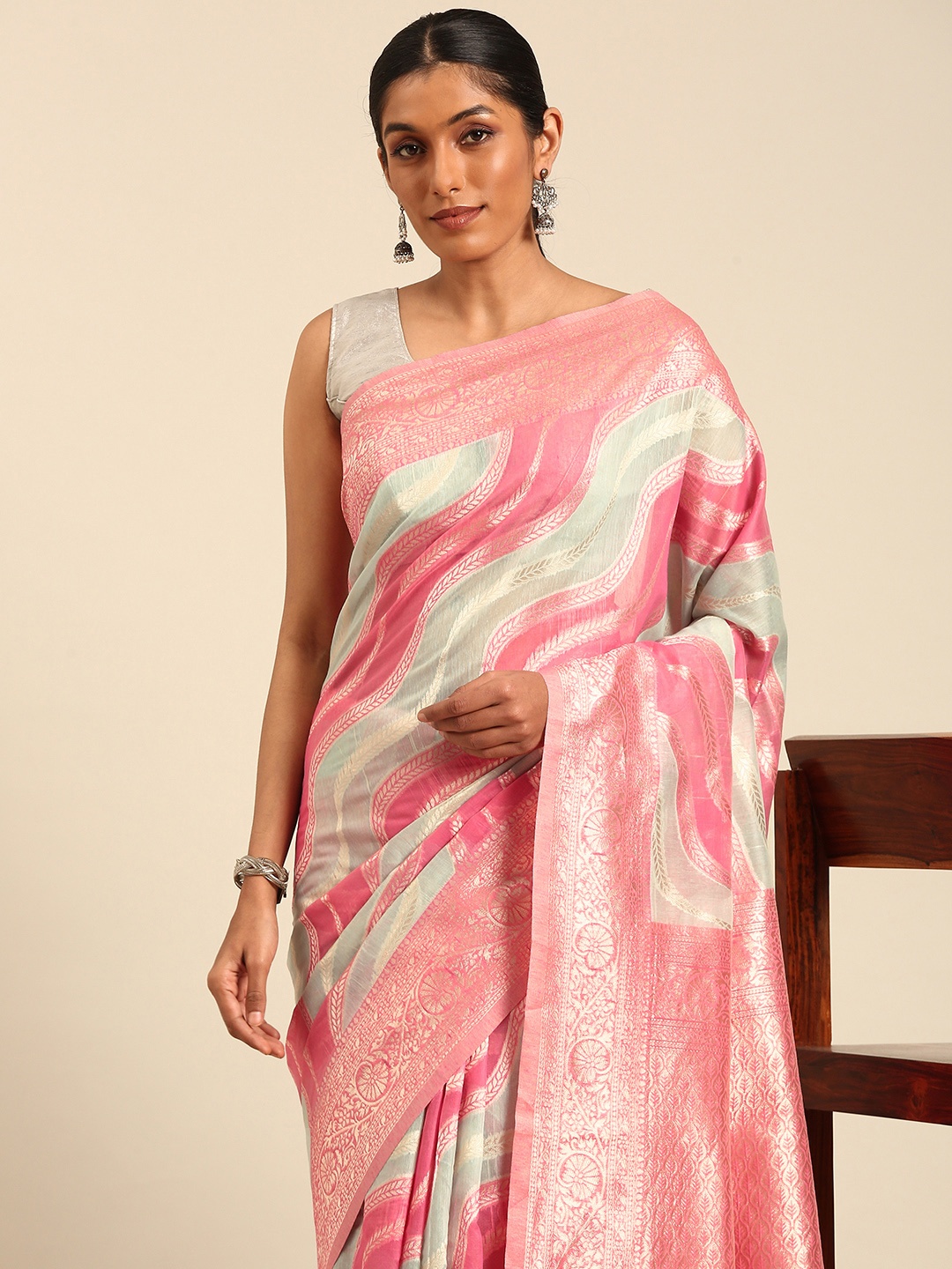 

MOHEY Woven Design Zari Art Silk Saree, Pink