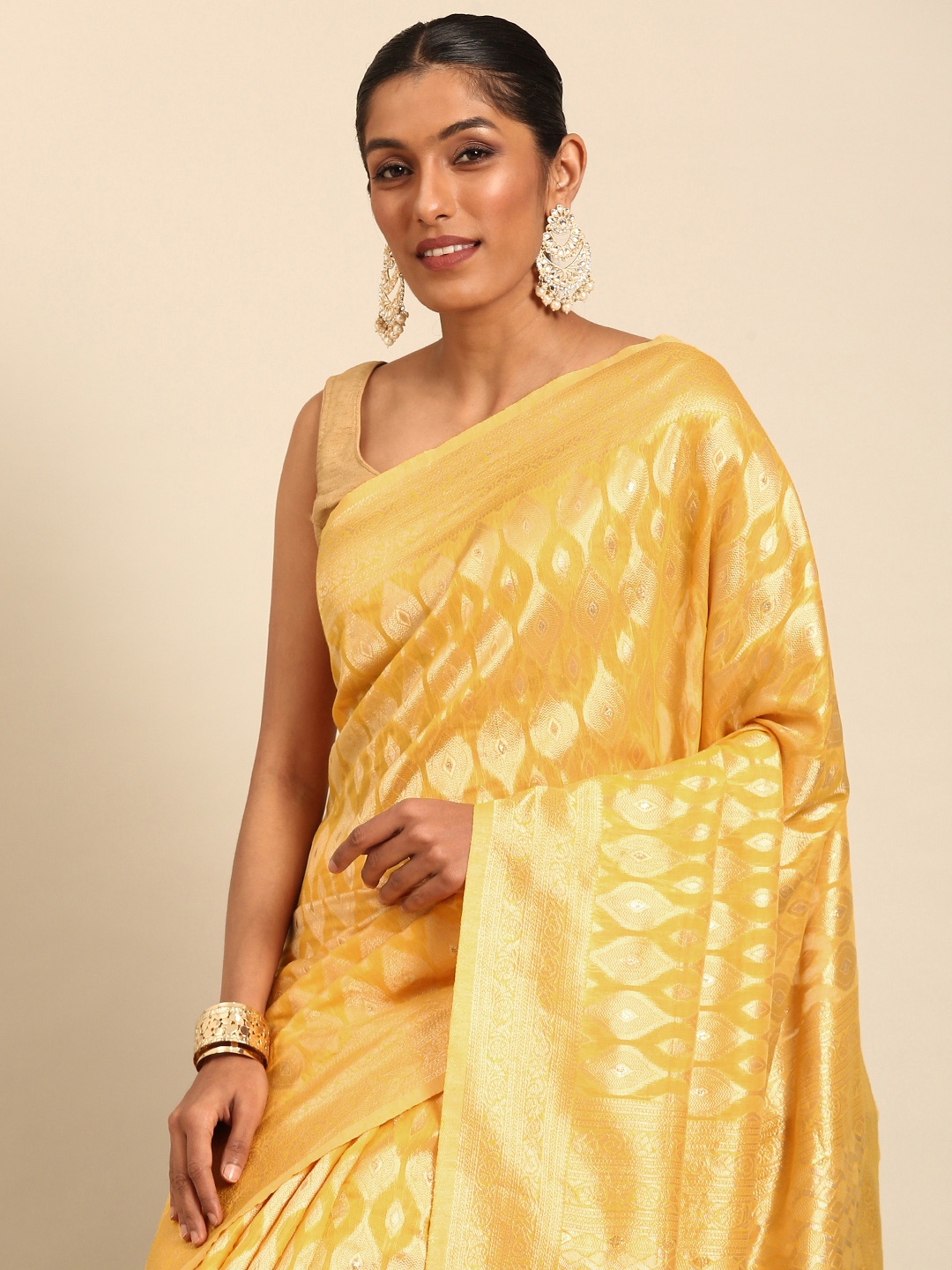 

MOHEY Woven Design Saree, Yellow