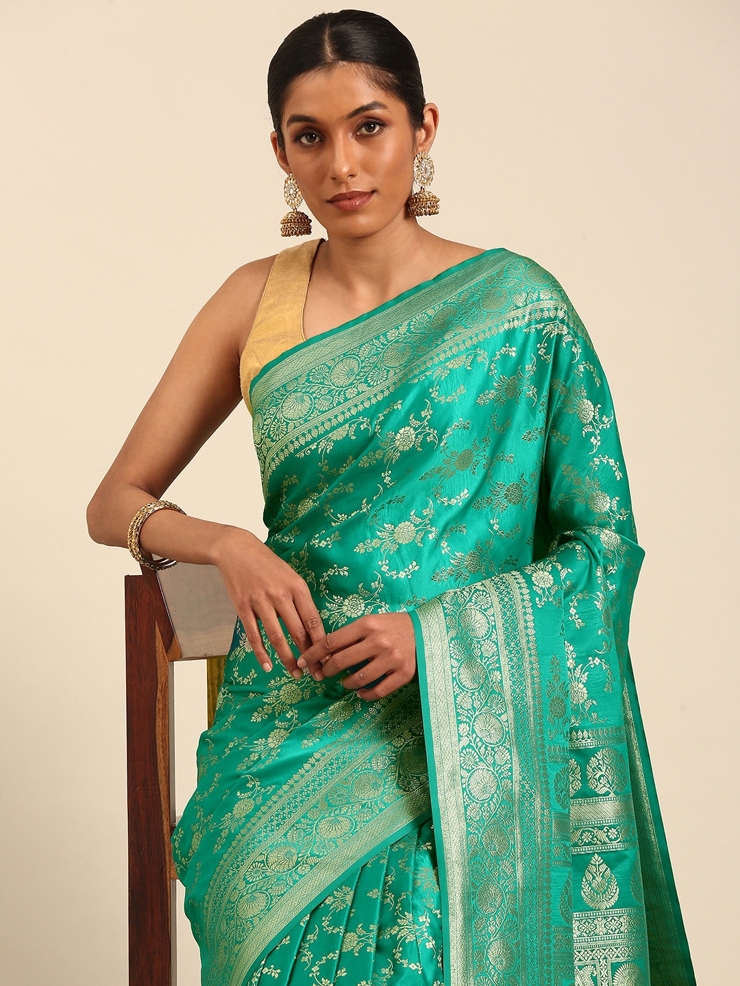 

MOHEY Indie-Floral Woven Design Zari Saree, Green