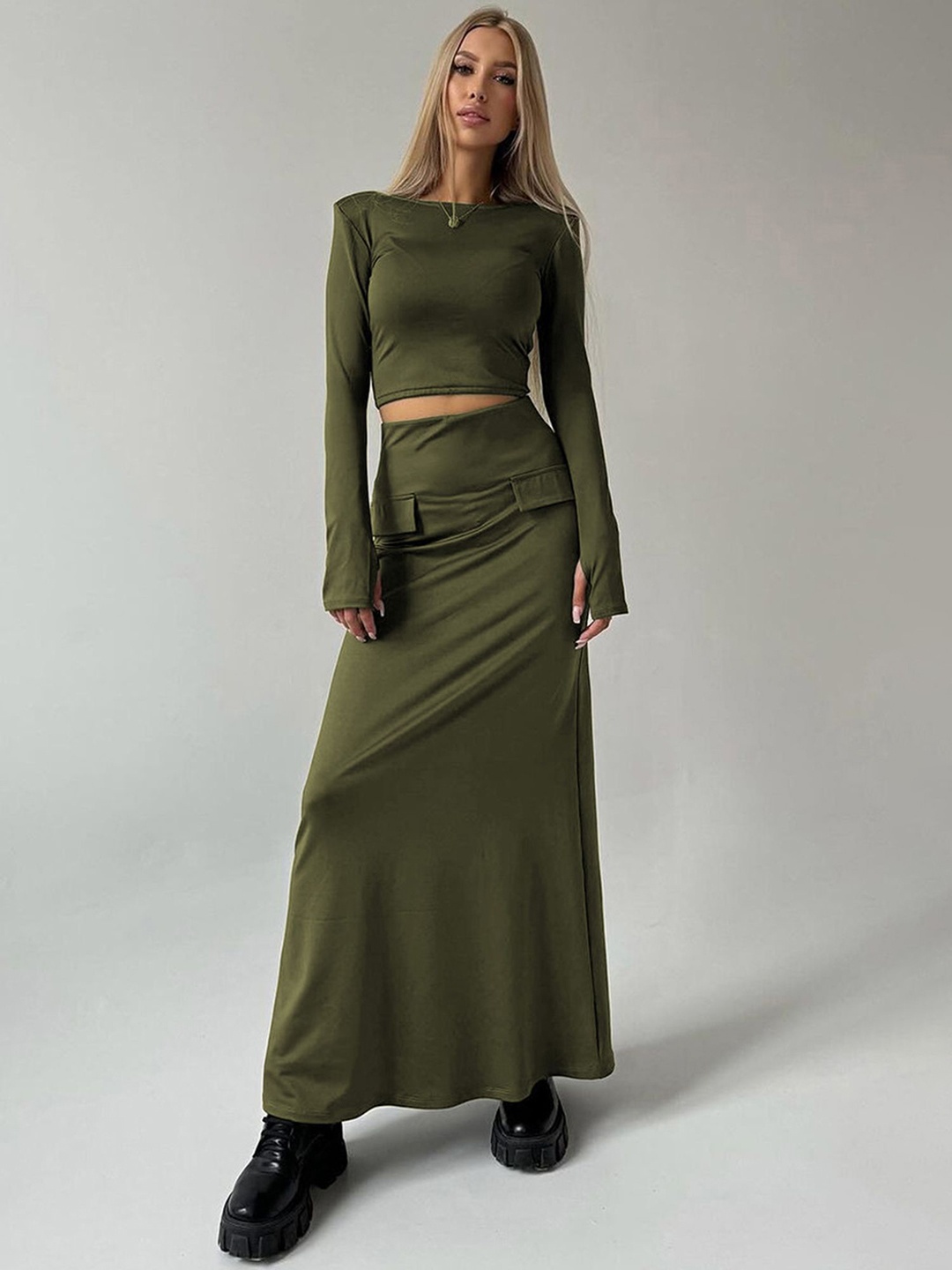 

LULU & SKY Boat Neck Long Sleeves Fitted Top With Maxi Skirt, Green