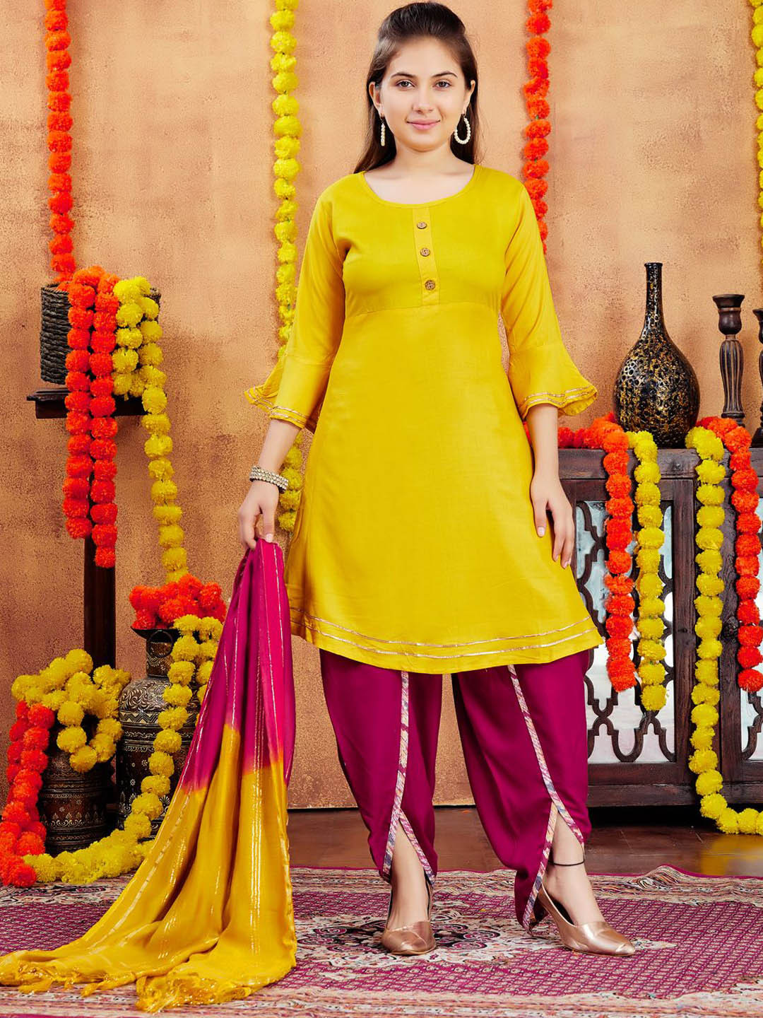 

BAESD Girls Round Neck Bell Sleeves A-Line Cotton Kurta, Yellow