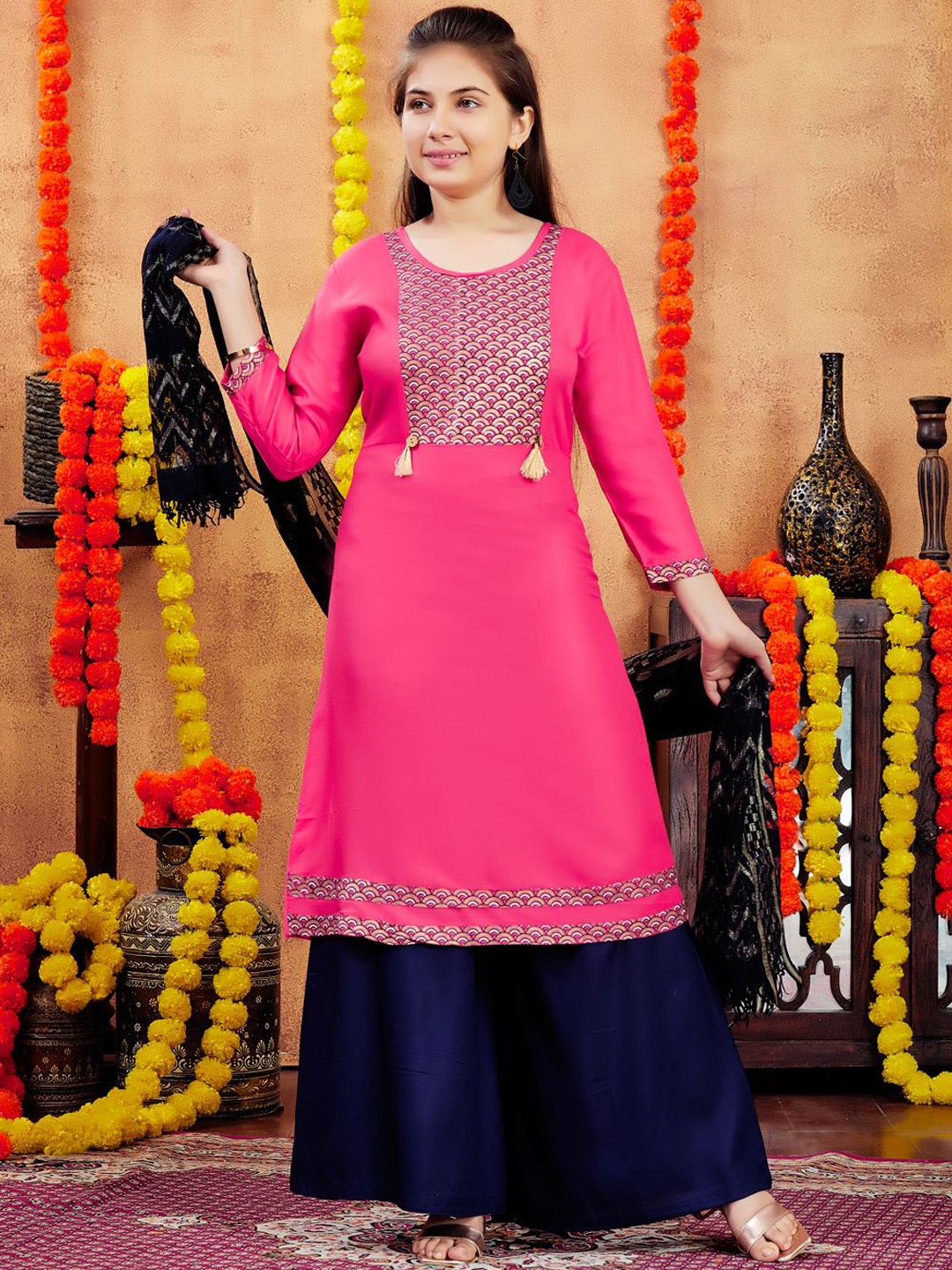 

BAESD Girls Ethnic Motifs Printed Round Neck Straight Cotton Kurta, Pink