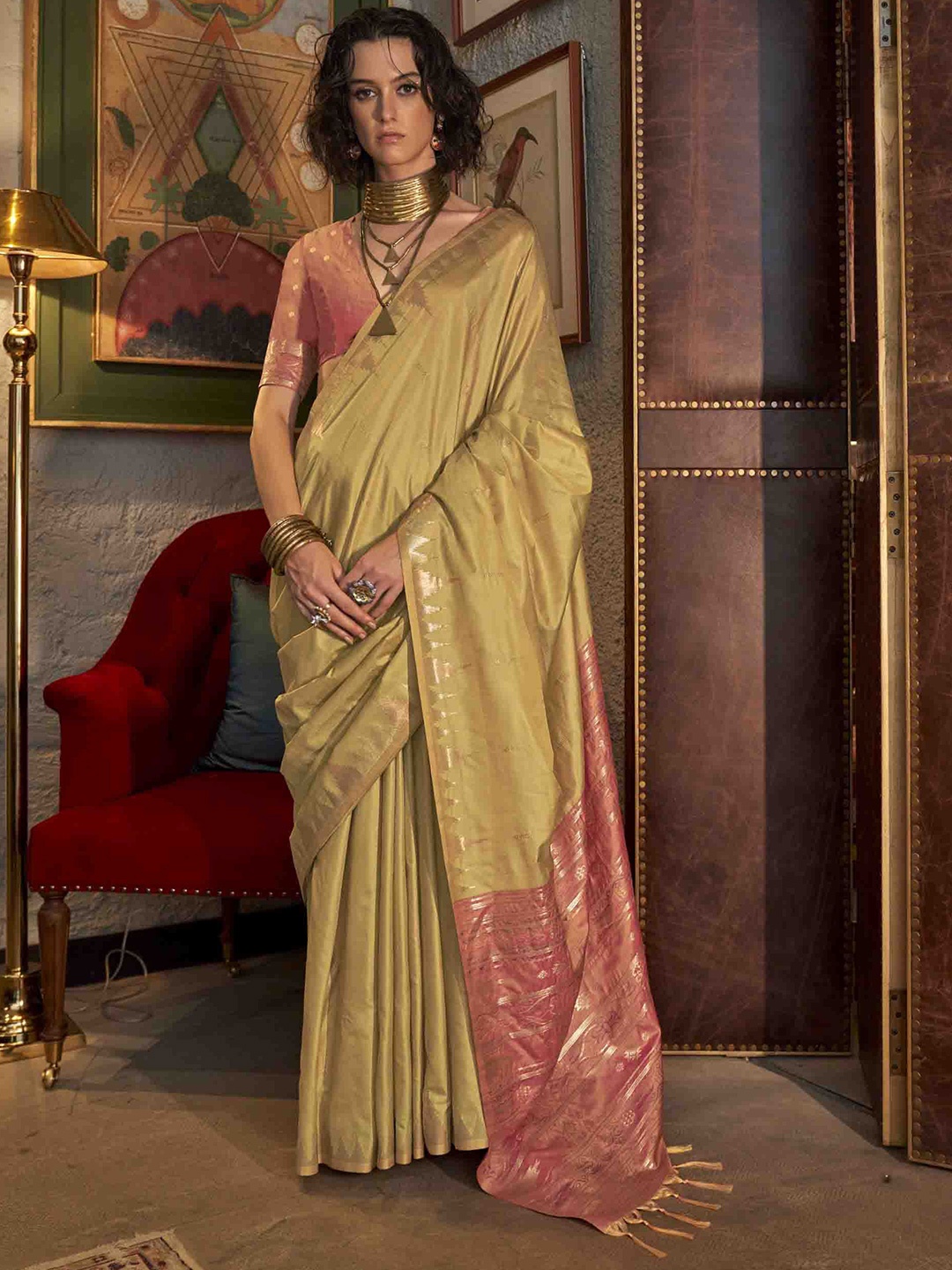 

Kimisha Woven Design Zari Tussar Silk Saree, Yellow