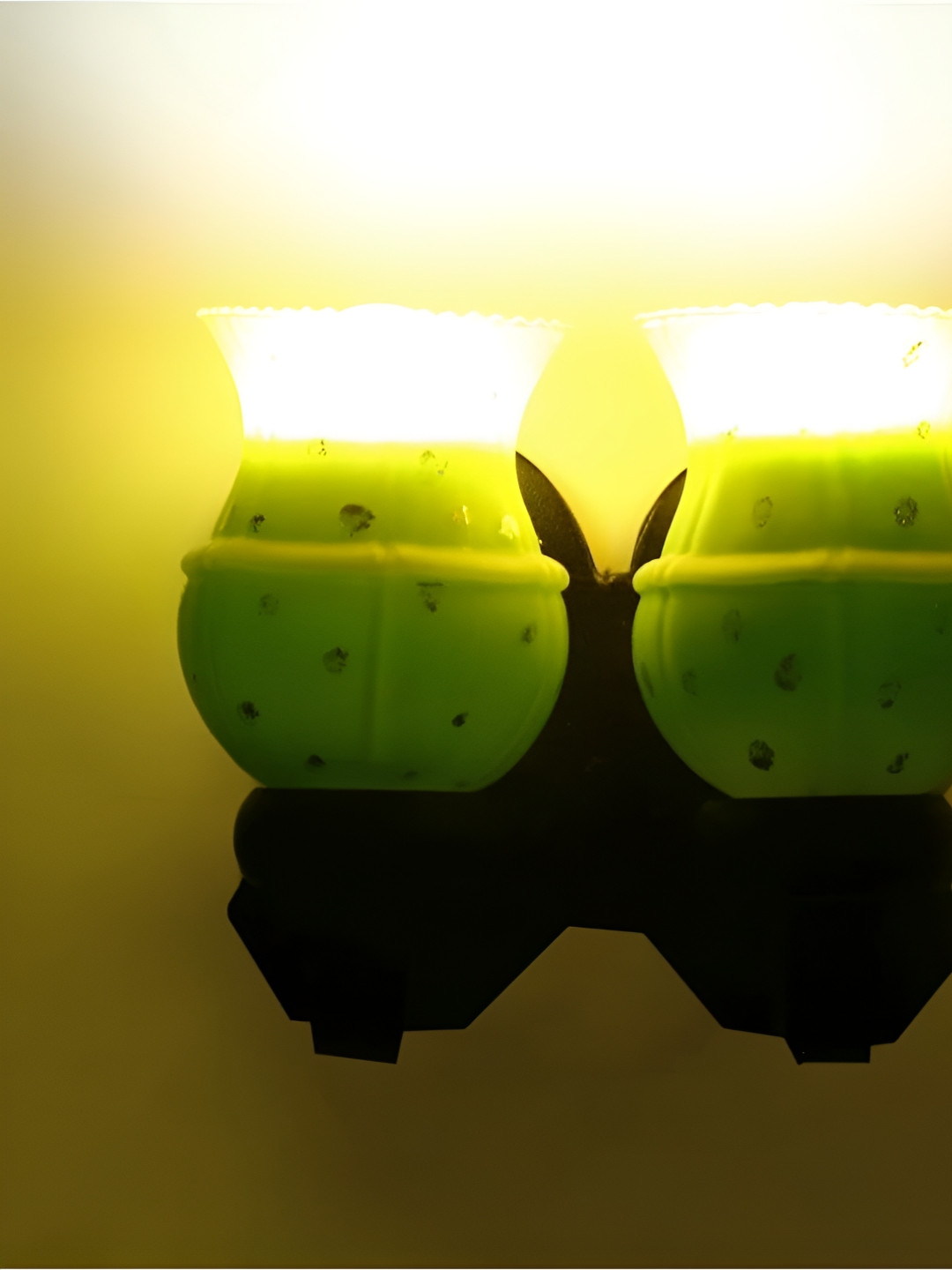 

Afast Green & Yellow Printed Wood Wall Lamp