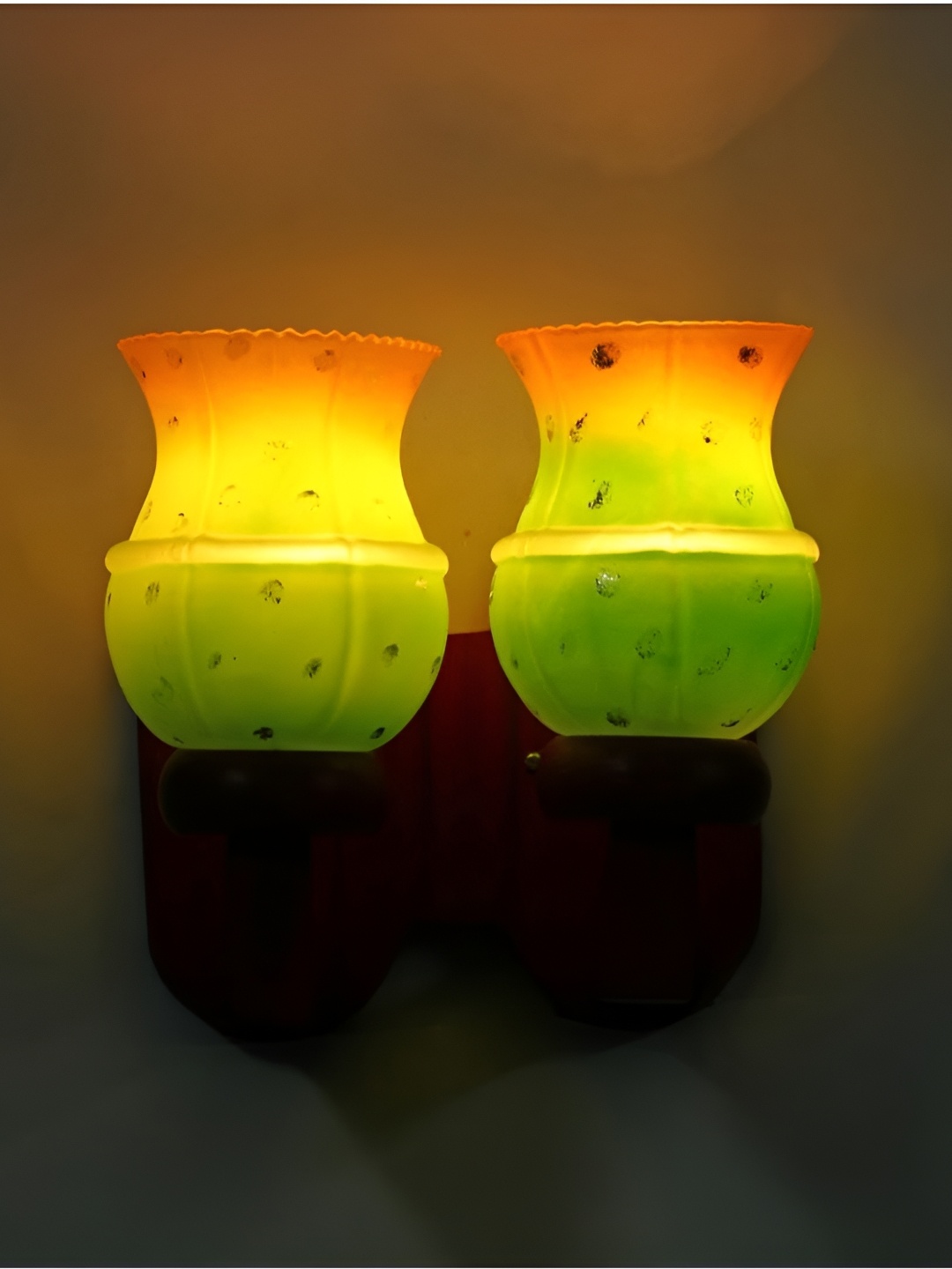 

Afast Green & Yellow Printed Abstract Shaped Wood Contemporary Wall Lamp