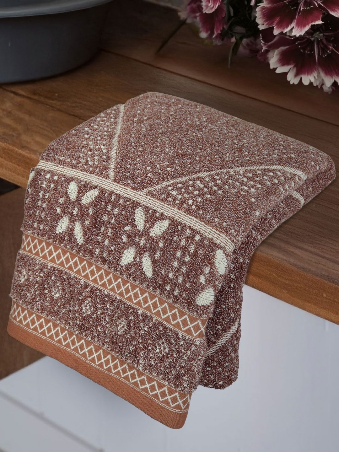 

MYTRIDENT ARKIN Brown & Beige Printed Pure Cotton 600 GSM Bath Towel