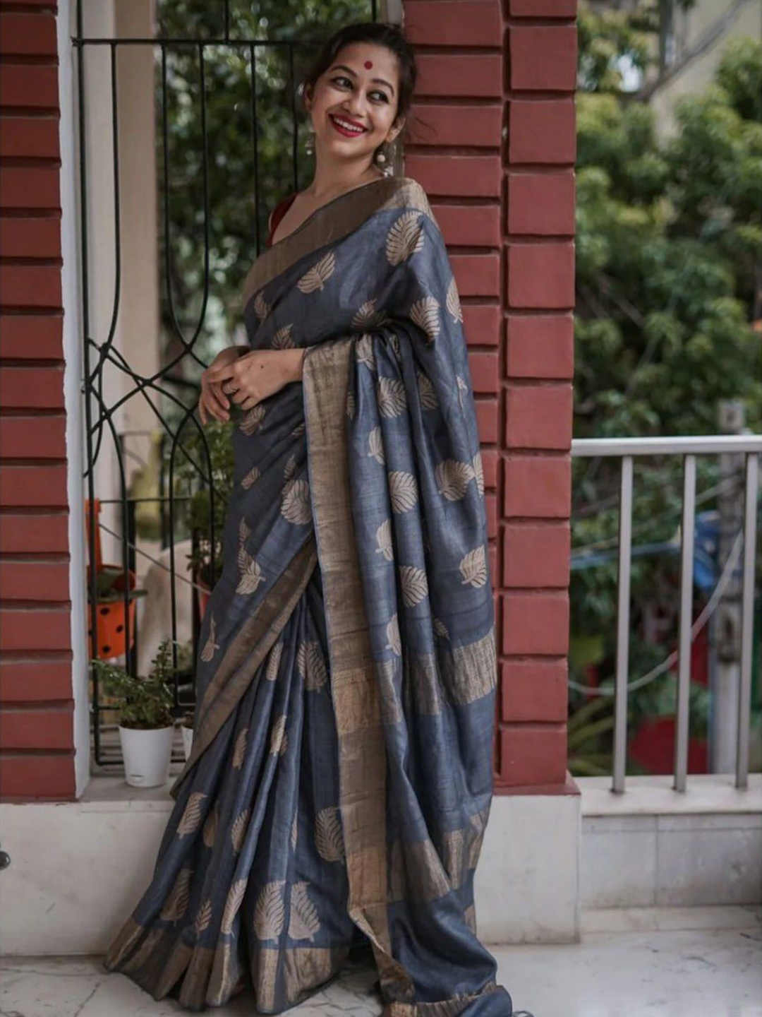 

bansari textiles Woven Design Zari Silk Cotton Kanjeevaram Saree, Black