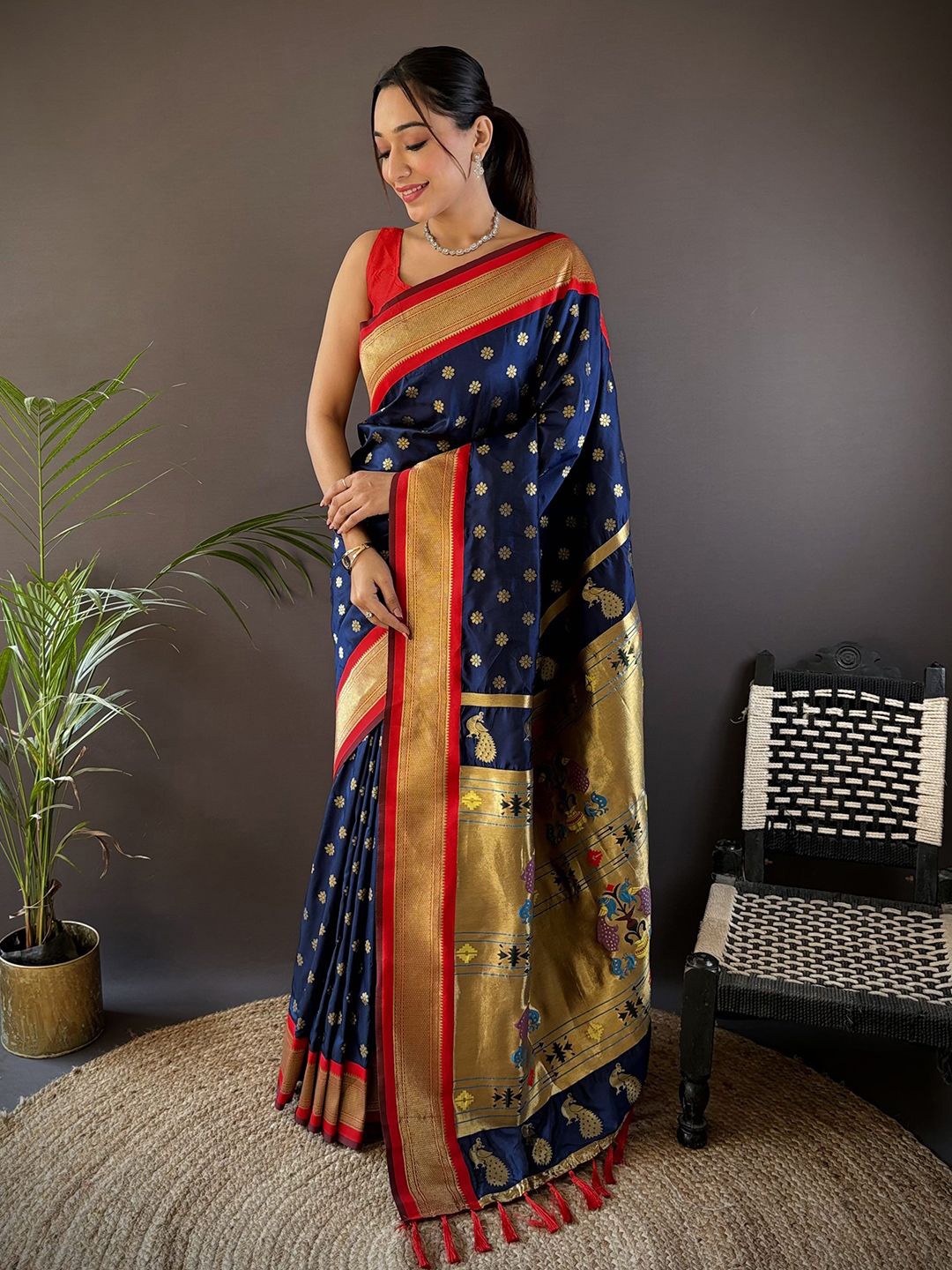 

Mitera Women Ethnic Motifs Zari Paithani Saree, Blue