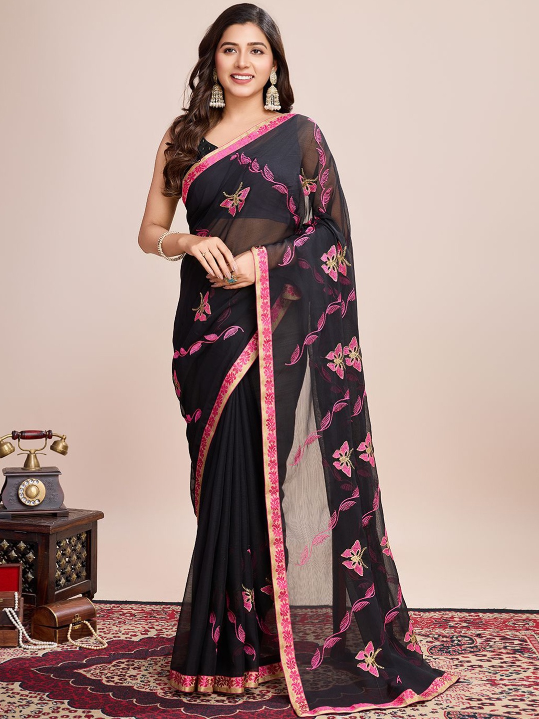 

Mitera Ethnic Motifs Embroidered Embroidery Saree, Black