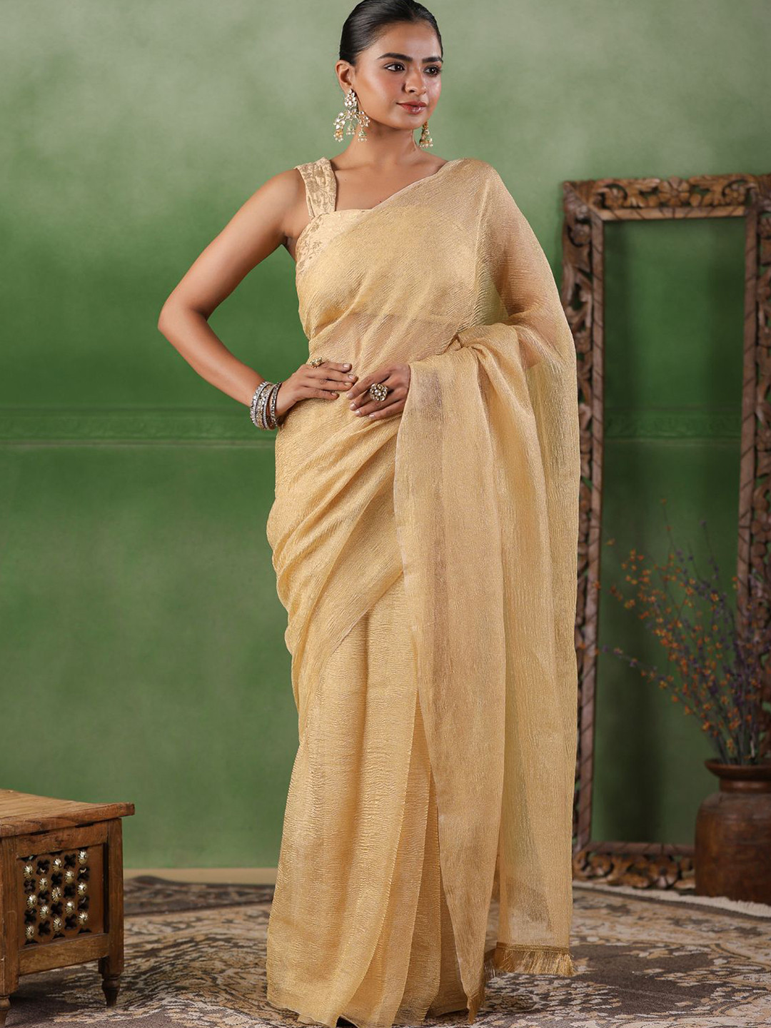 

Geroo Luxe Solid Tissue Saree, Beige