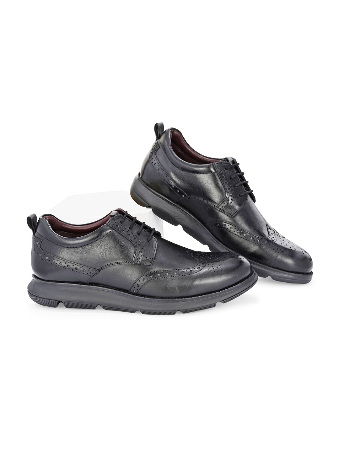 

Harrykson London Men Leather Lightweight Brogues, Black