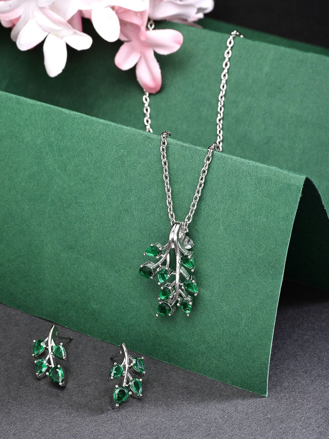 

ZENEME Rhodium Plated Shimmery Green Leaf Pendant & Earring Set, Silver