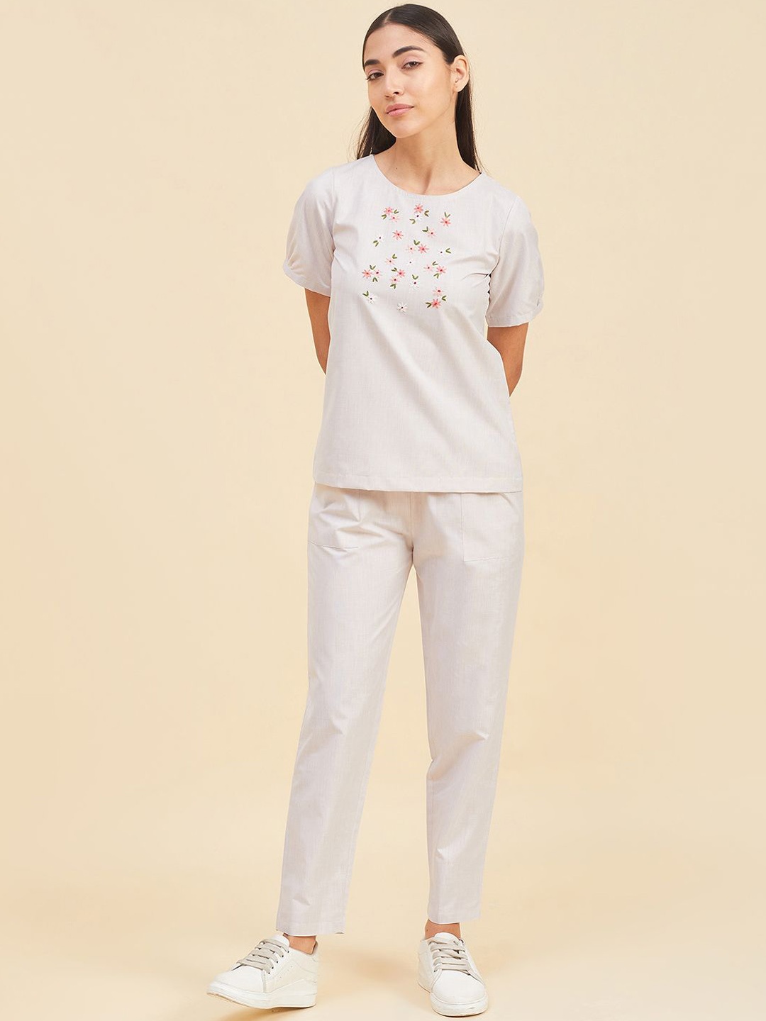 

Sweet Dreams Women Printed Top and Pyjamas, Off white