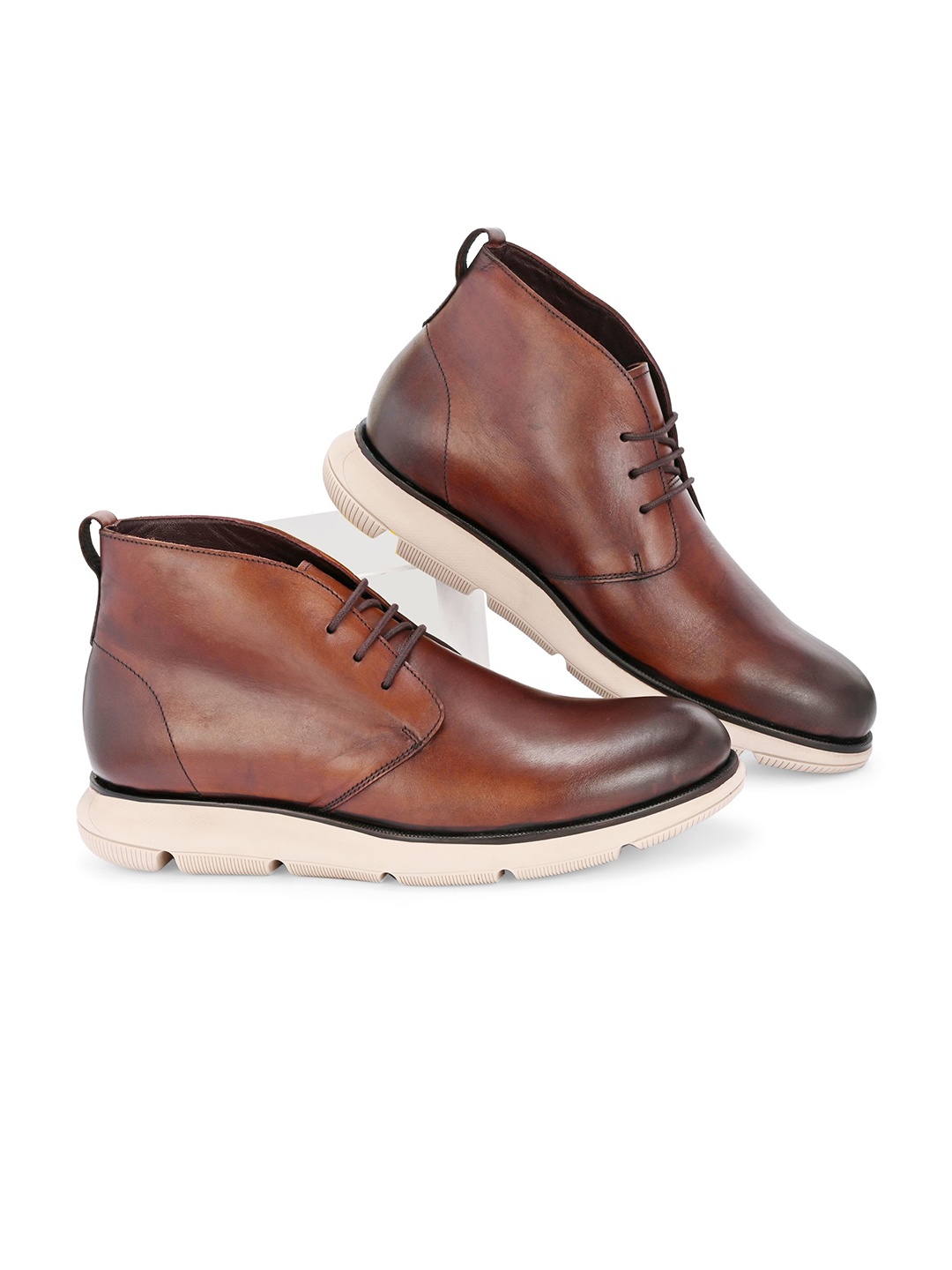

Harrykson London Men Leather Mid-Top Desert Boots, Brown