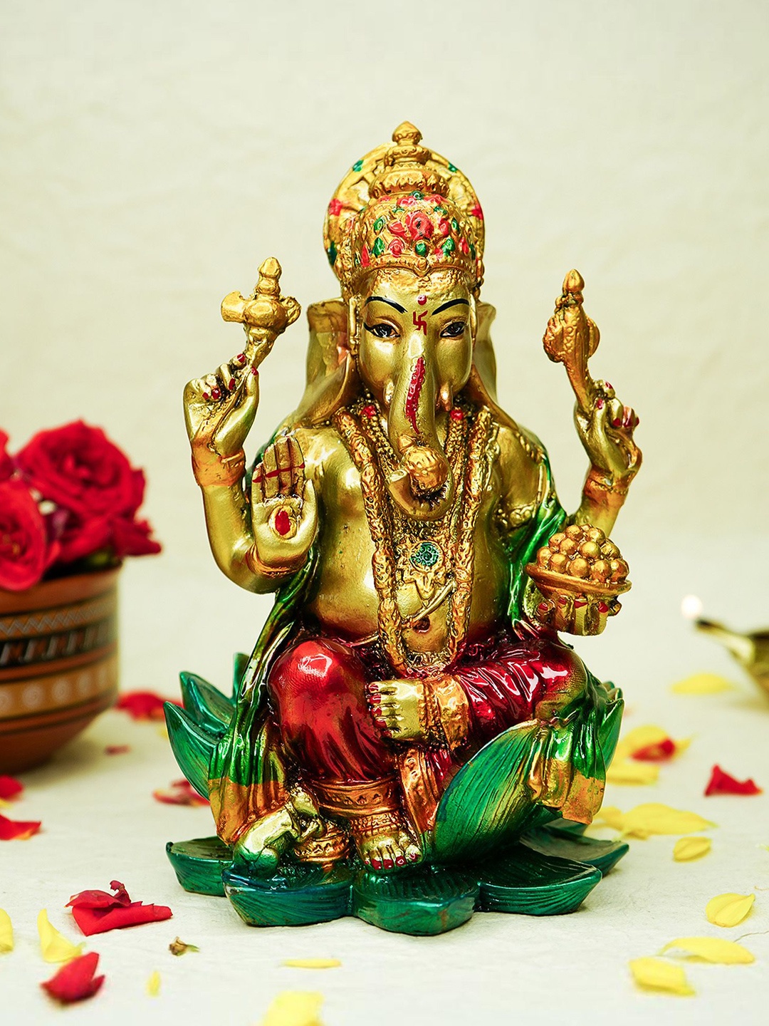 

Ekhasa Gold-Toned & Red Lord Ganesha Showpiece