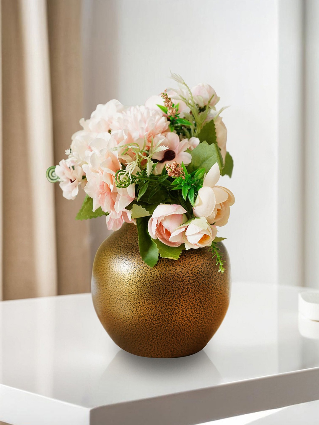 

Ekhasa Gold-Toned Textured Round Flower Vases