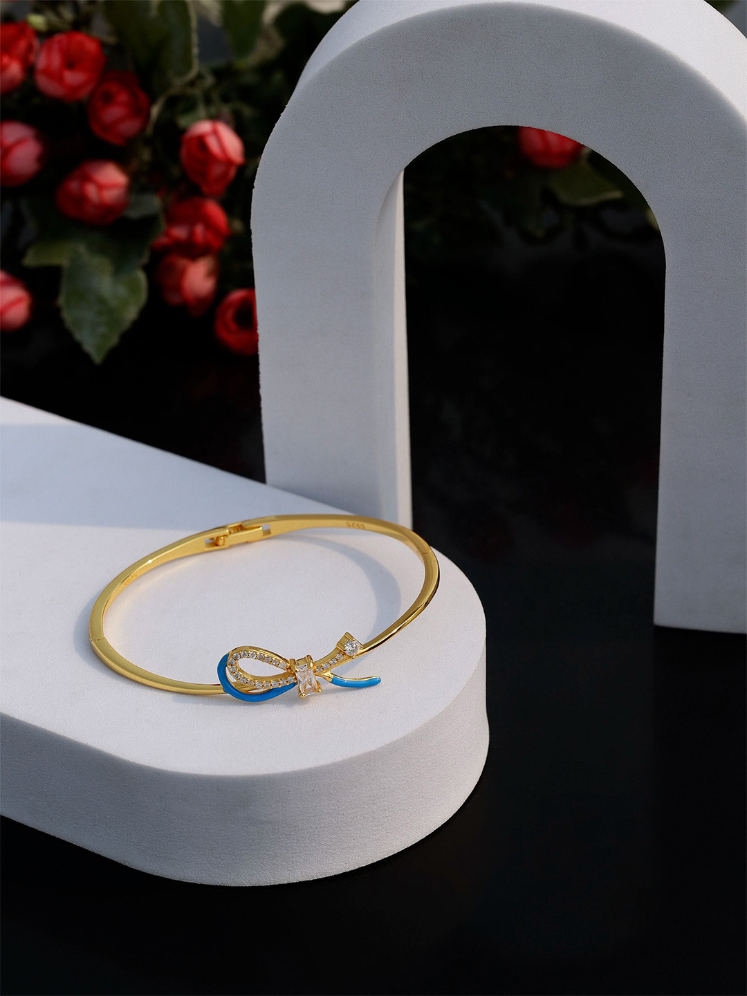 

DIAVO Gold-Plated Silver Cubic Zirconia Knots of Eternity Dual Layer Bangle-Style Bracelet