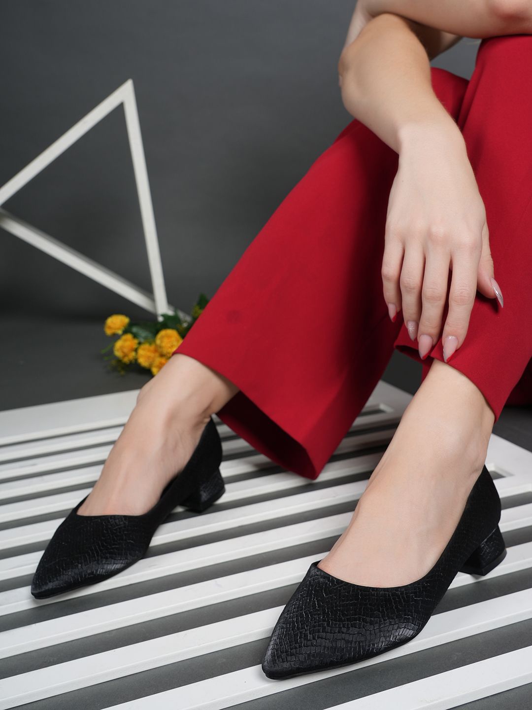 

Lavie Women Block Heels Pumps, Black