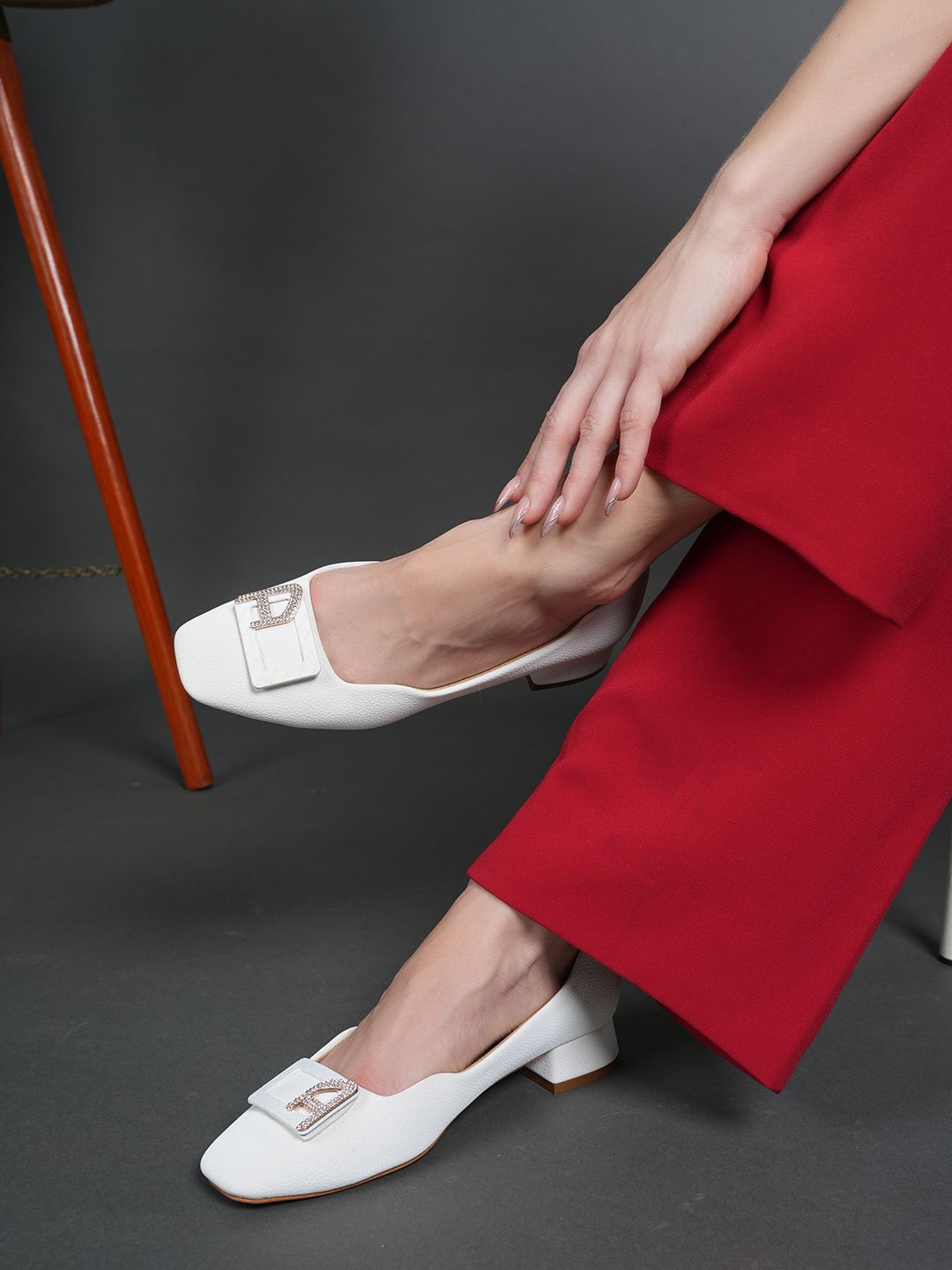 

Lavie Women Block Heel Pumps, White