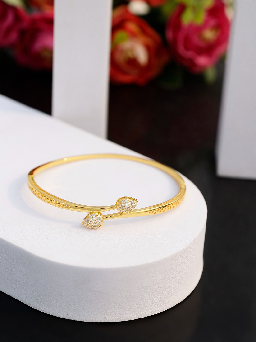

DIAVO Gold-Plated Cubic Zirconia Divine Foliage Silver Bangle-Style Bracelet
