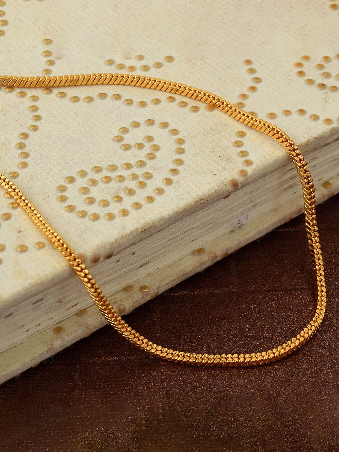 

MEMOIR Unisex Gold-Plated Necklace