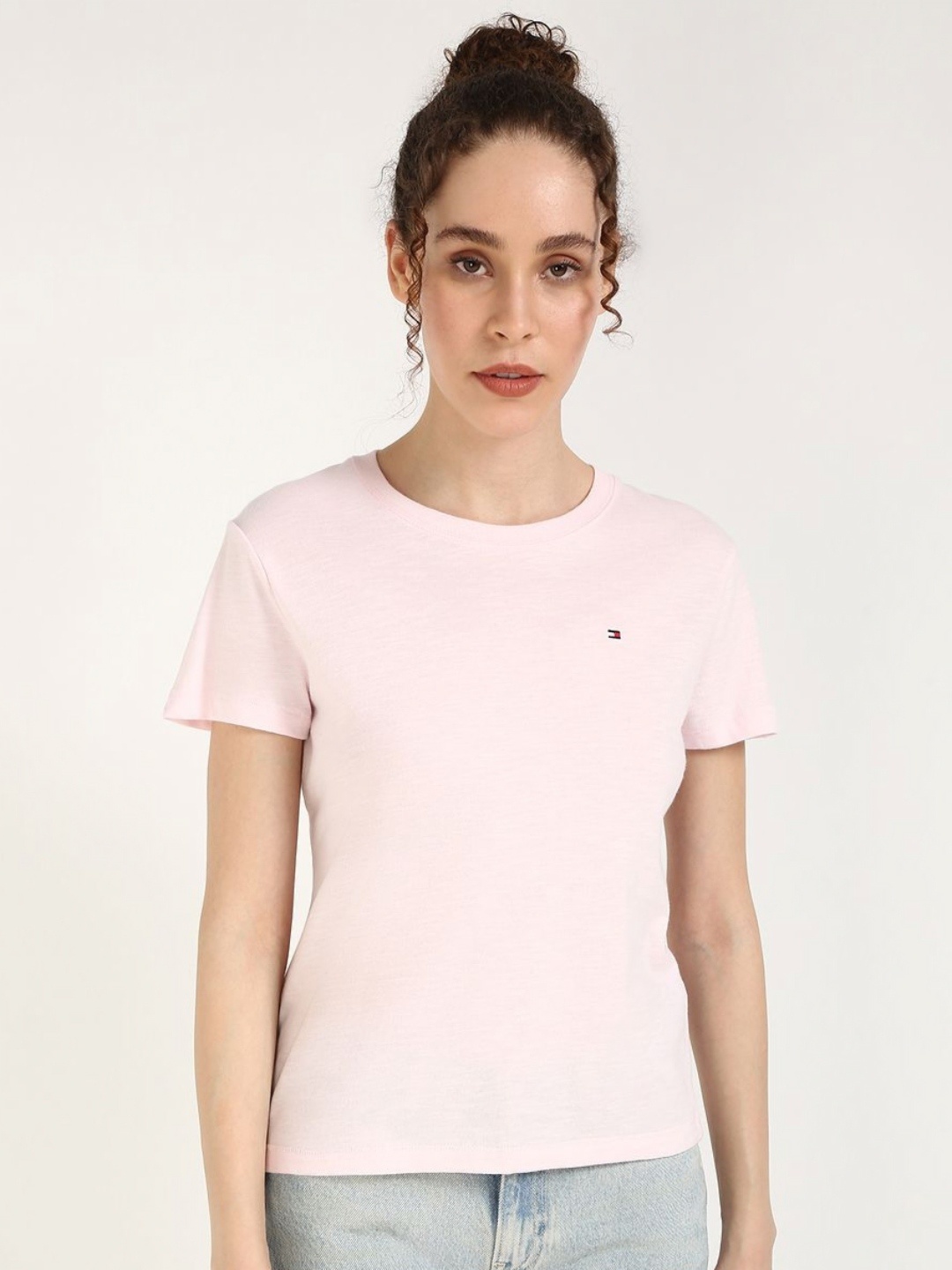 

Tommy Hilfiger Women SLUB C-NK SS Solid Round Neck Cotton T-shirt, Pink