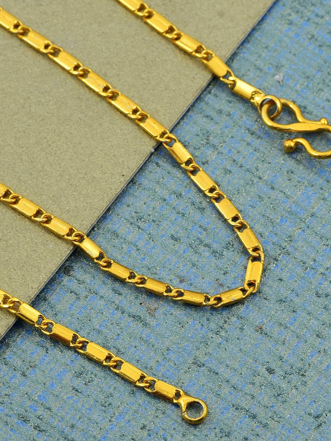 

MEMOIR Gold-Plated Chain