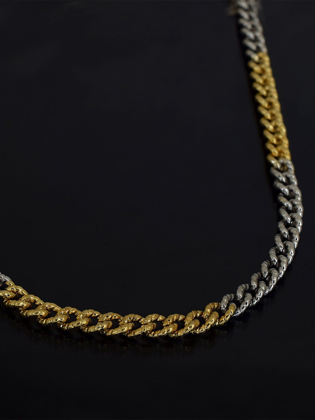 

MEMOIR Brass Gold-Plated Minimal Necklace