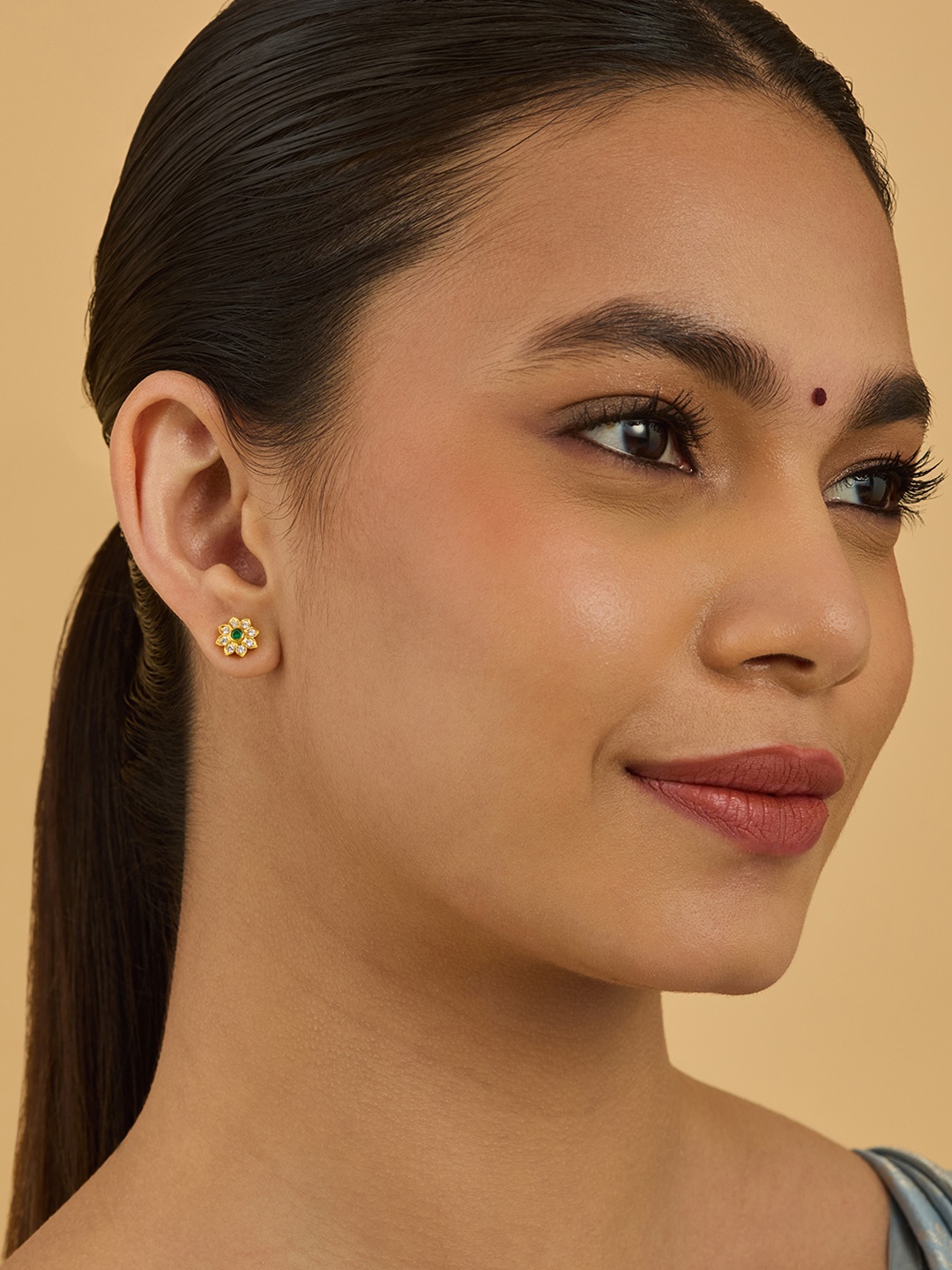 

Kushal's Fashion Jewellery 92.5 Silver Gold Plating Star Zircon Temple Studs Earrings