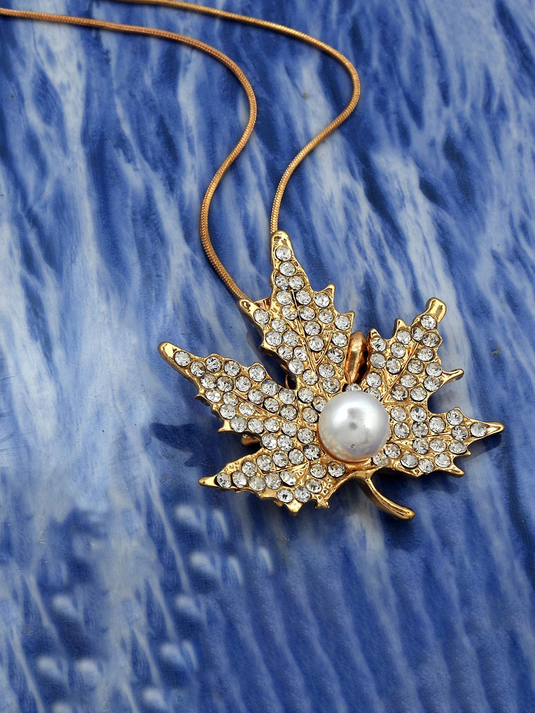 

MEMOIR Gold-Plated Cubic Zirconia Necklace