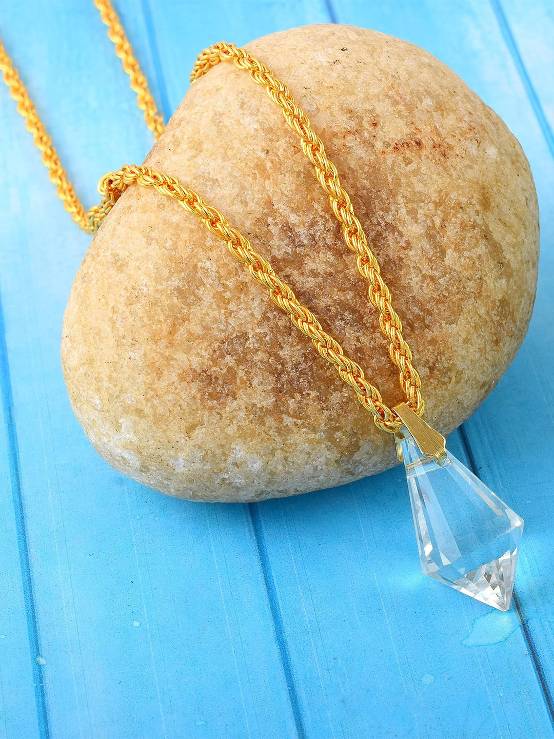 

MEMOIR Gold Plated Crystal Studded Diamond Shaped Pendant With Chain
