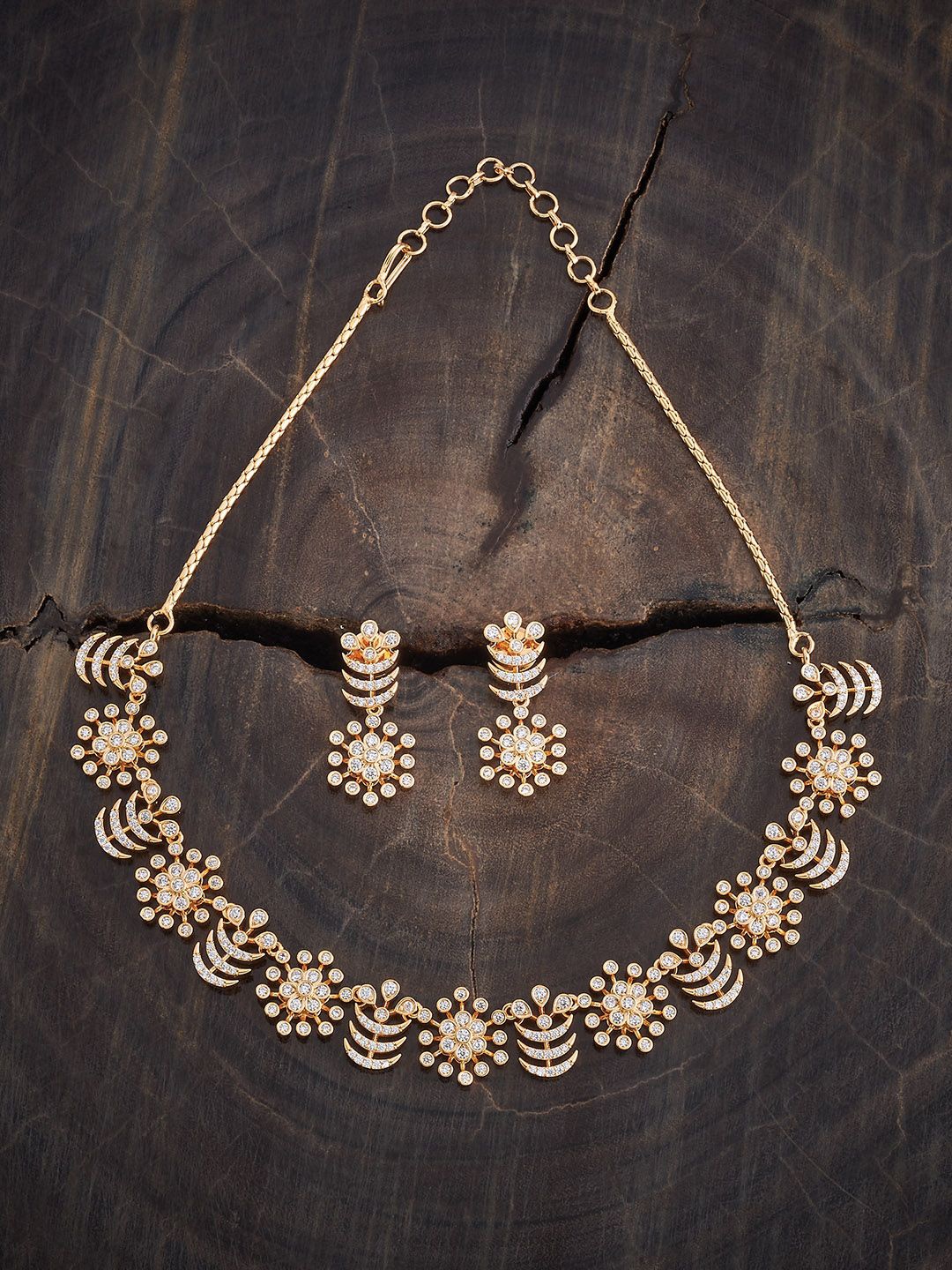 

Kushal's Fashion Jewellery Gold-Plated Cubic Zirconia Studded Jewellery Set