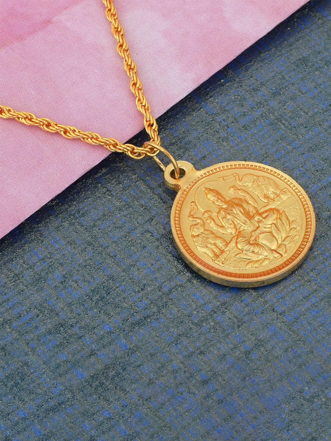 

MEMOIR Unisex Gold-Plated Maa Lakshmi Pendant With Chain