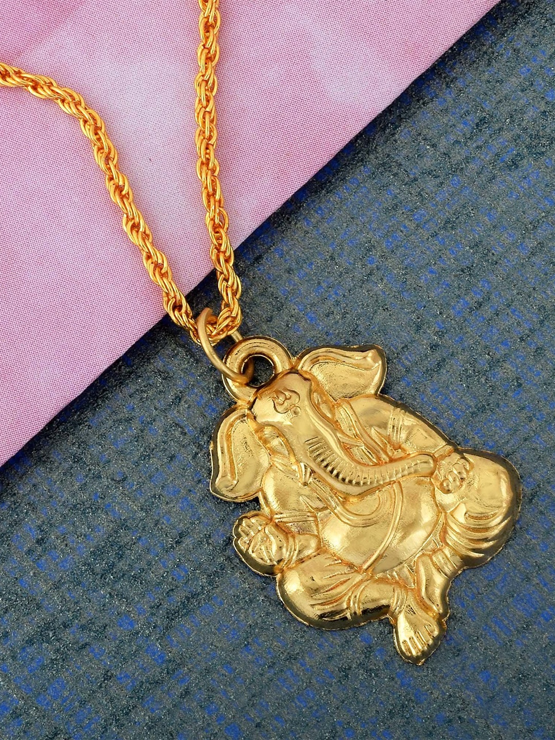 

MEMOIR Unisex Gold-Plated Lord Ganesha Pendant With Chain