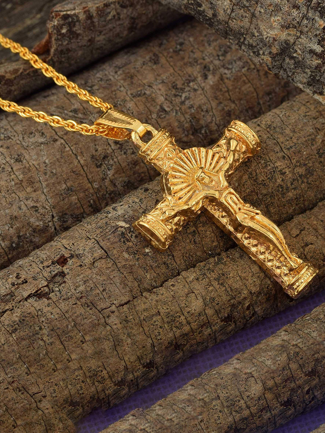 

MEMOIR Unisex Gold Plated Cross Charm Pendant With Chain
