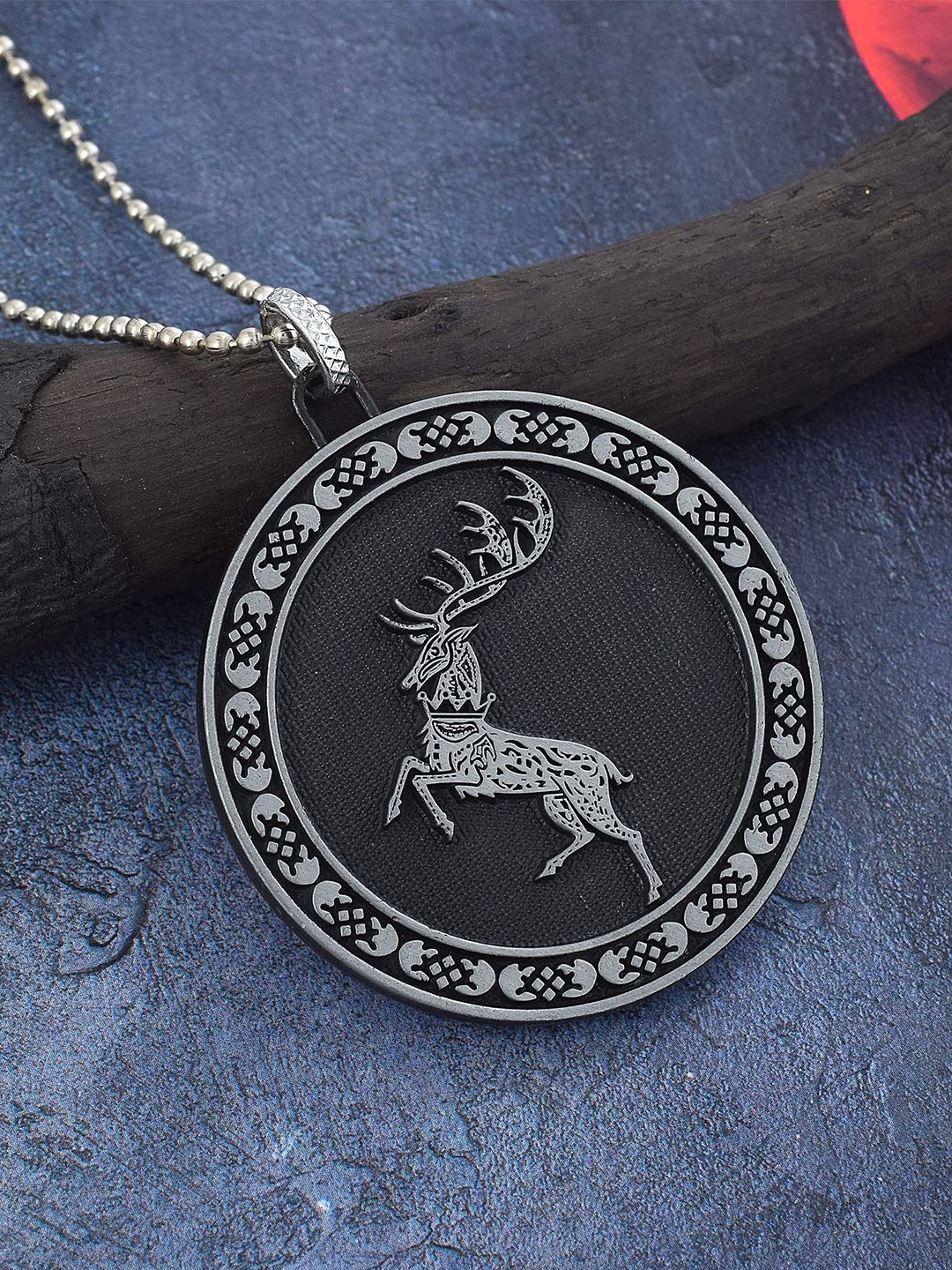 

MEMOIR Unisex Silver Plated Pendant With Chain