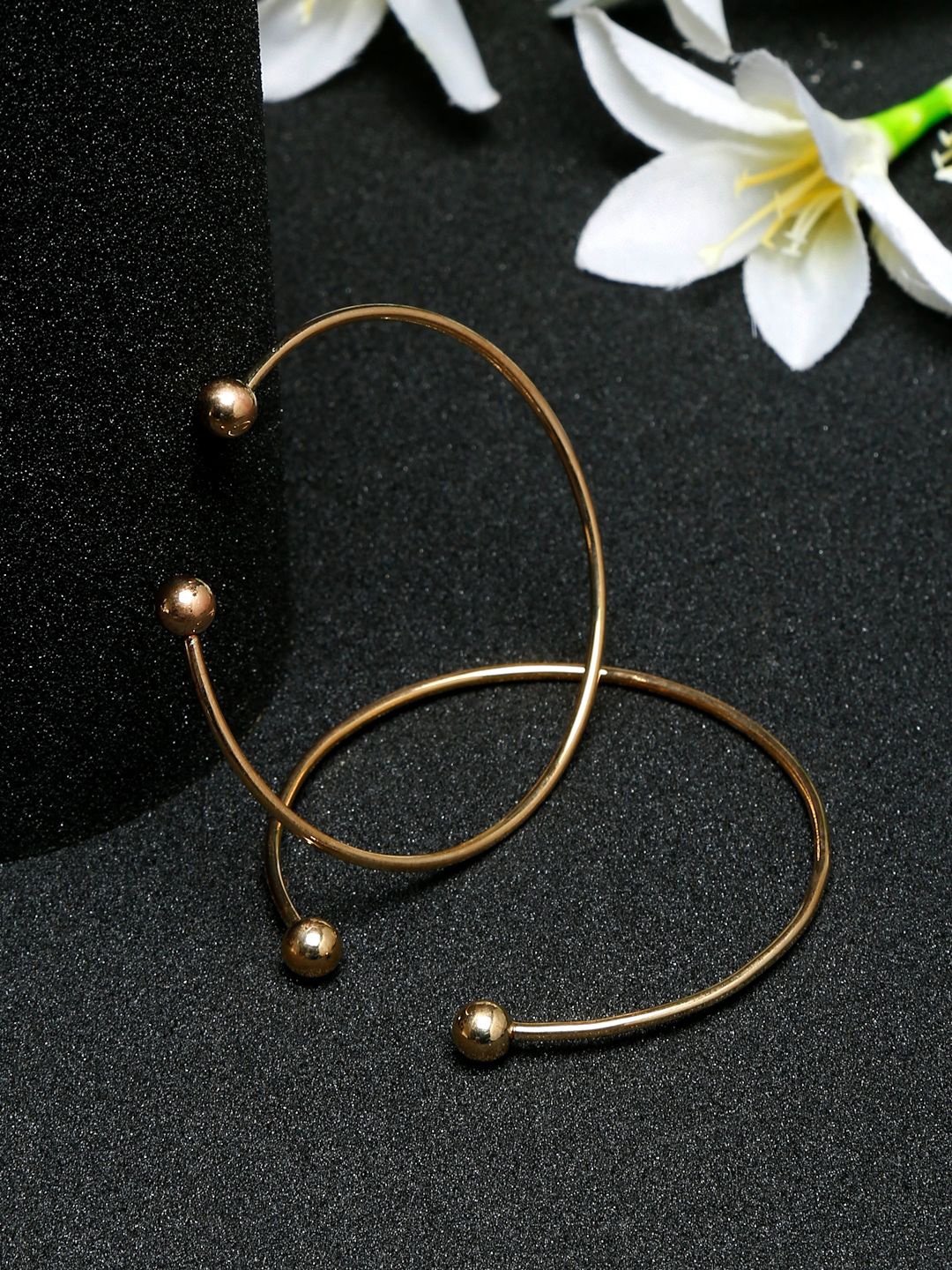 

DIVASTRI Set Of 2 Rose Gold-Plated Cuff Bracelets